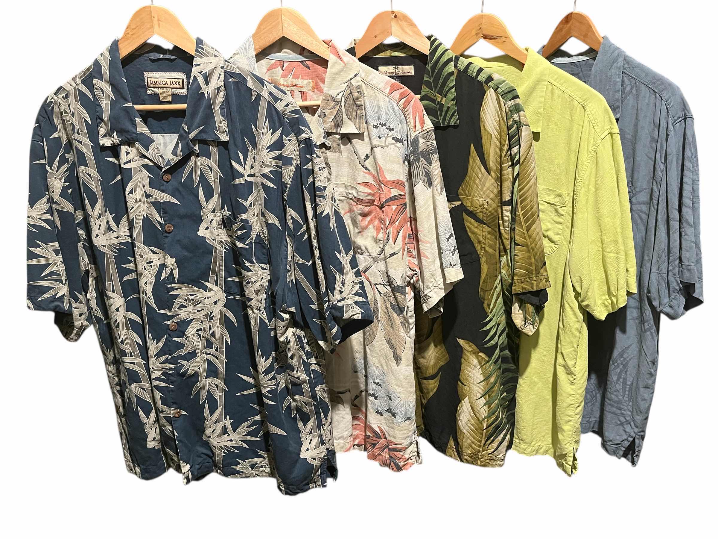 Photo 1 of HAWAIIAN BUTTON UP SHORT SLEEVE SHIRTS MENS XL-VARIOUS BRANDS (5)