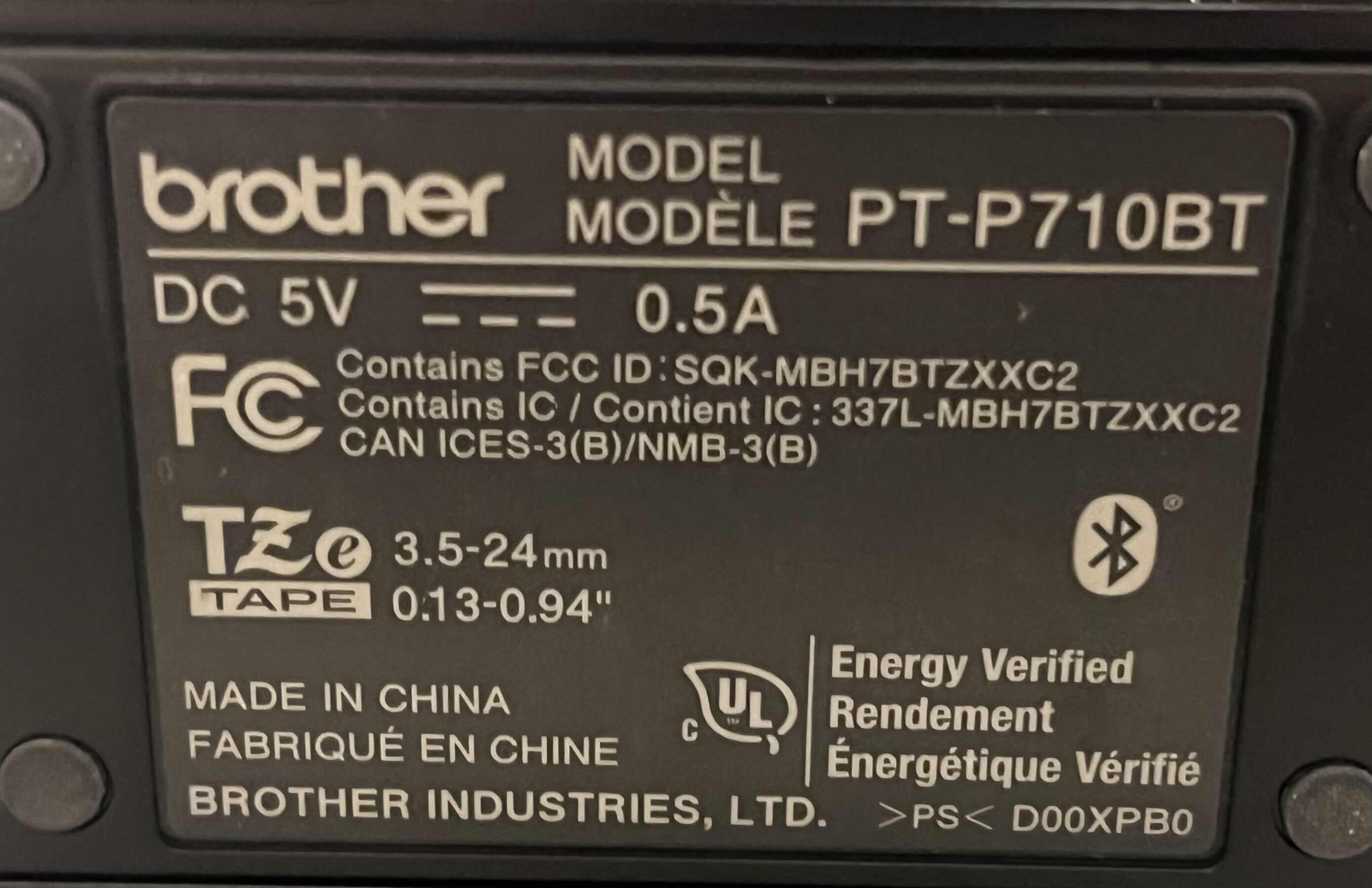 Photo 1 of BOTHER P-TOUCH CUBE PLUS LABEL MAKER PTP710BT W 2 NEW LABEL CARTRIDGES & APROCA HARD CASE