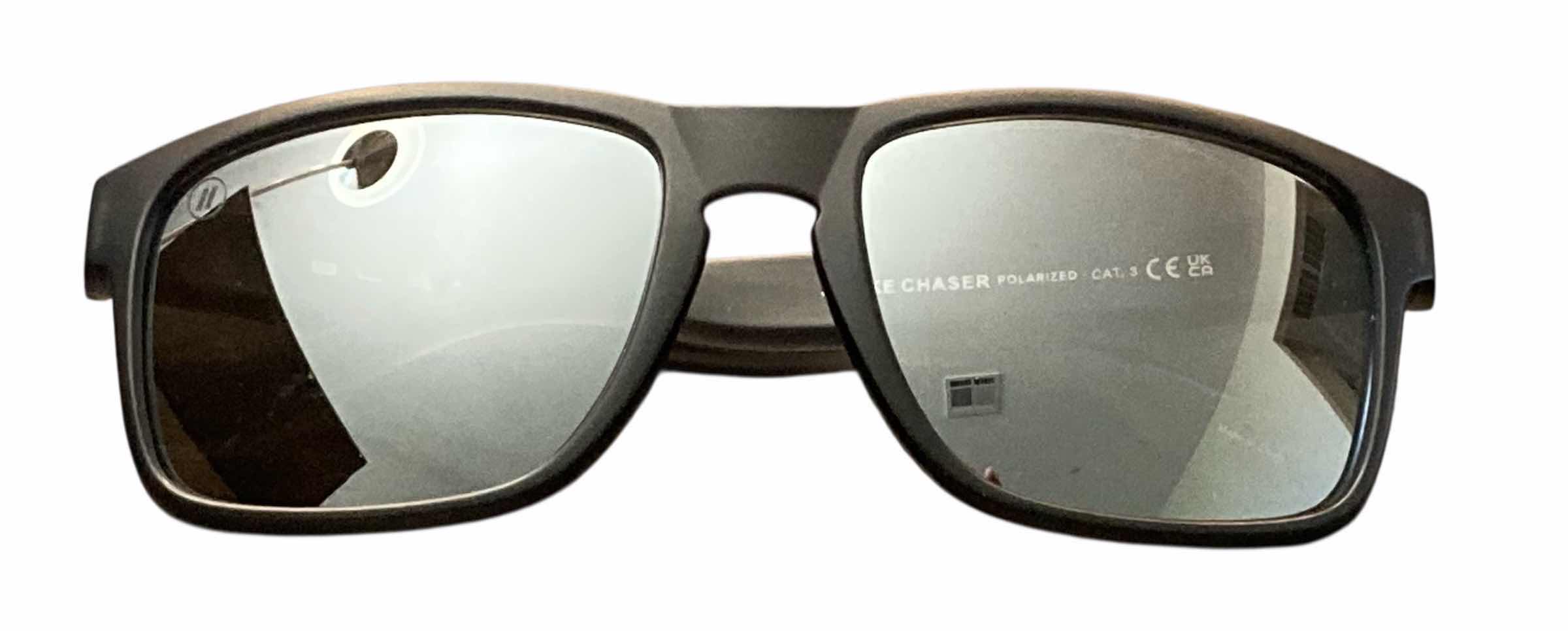 Photo 1 of BLENDERS EYEWEAR CANYON UV PROTECTION MYSTIC GREY POLARIZED SUNGLASSES W BLACK CASE (UNISEX)