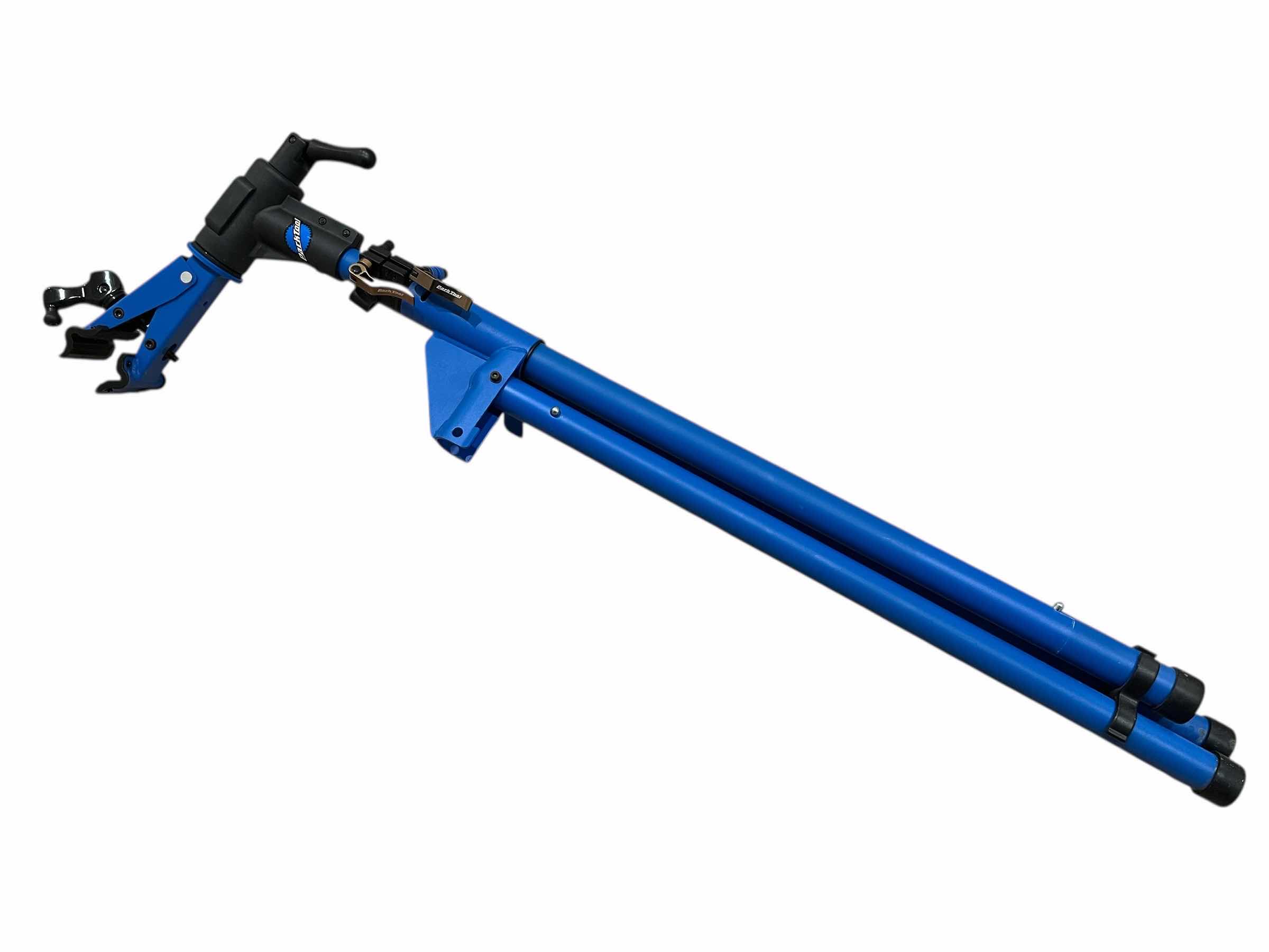 Photo 1 of PARKTOOL PCS-10 HOME MECHANIC BICYCLE REPAIR STAND