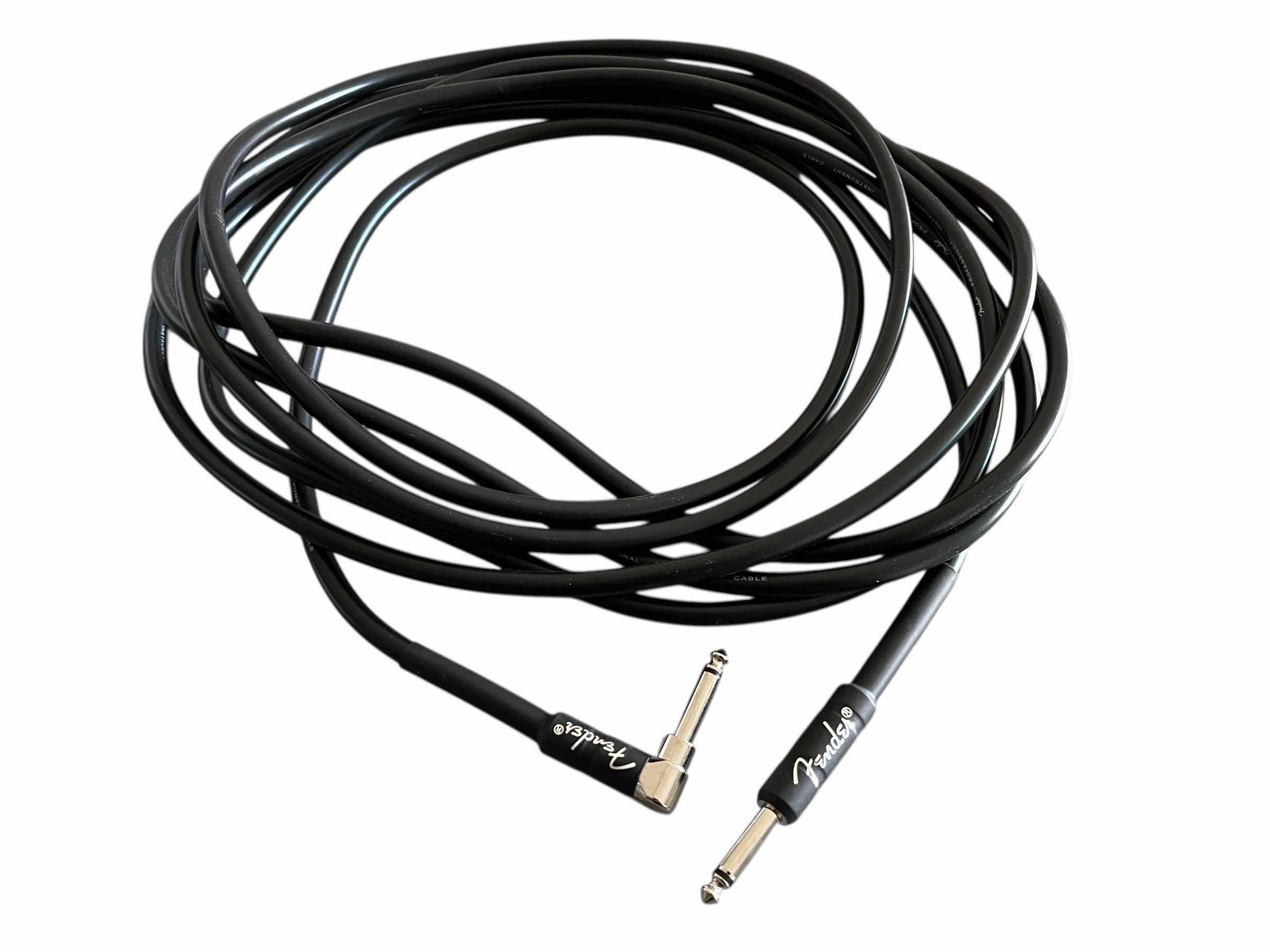 Photo 1 of FENDER 18’ RIGHT TO STRAIGHT ANGLE GUITAR INSTRUMENTAL CABLE