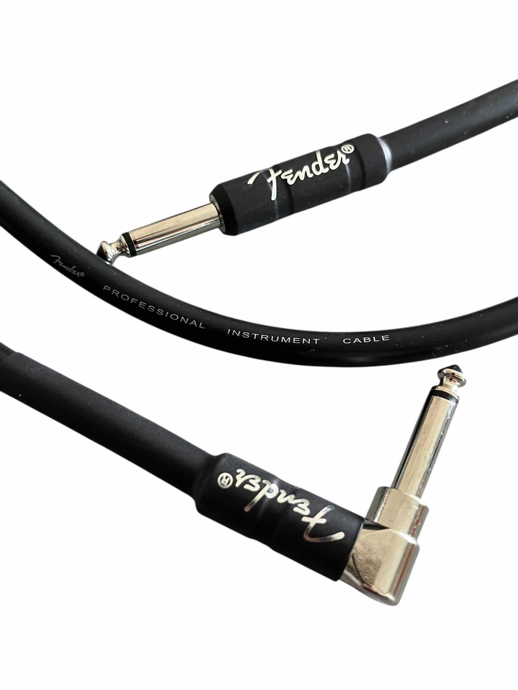 Photo 1 of FENDER 18’ RIGHT TO STRAIGHT ANGLE GUITAR INSTRUMENTAL CABLE