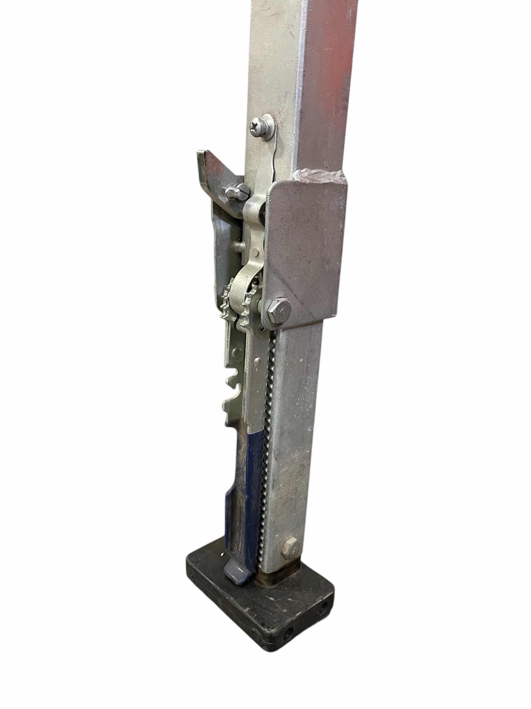 Photo 2 of $102.    SCC 3 SECTIONAL ADJUSTABLE STEEL CARGO SMARTBAR CC5010