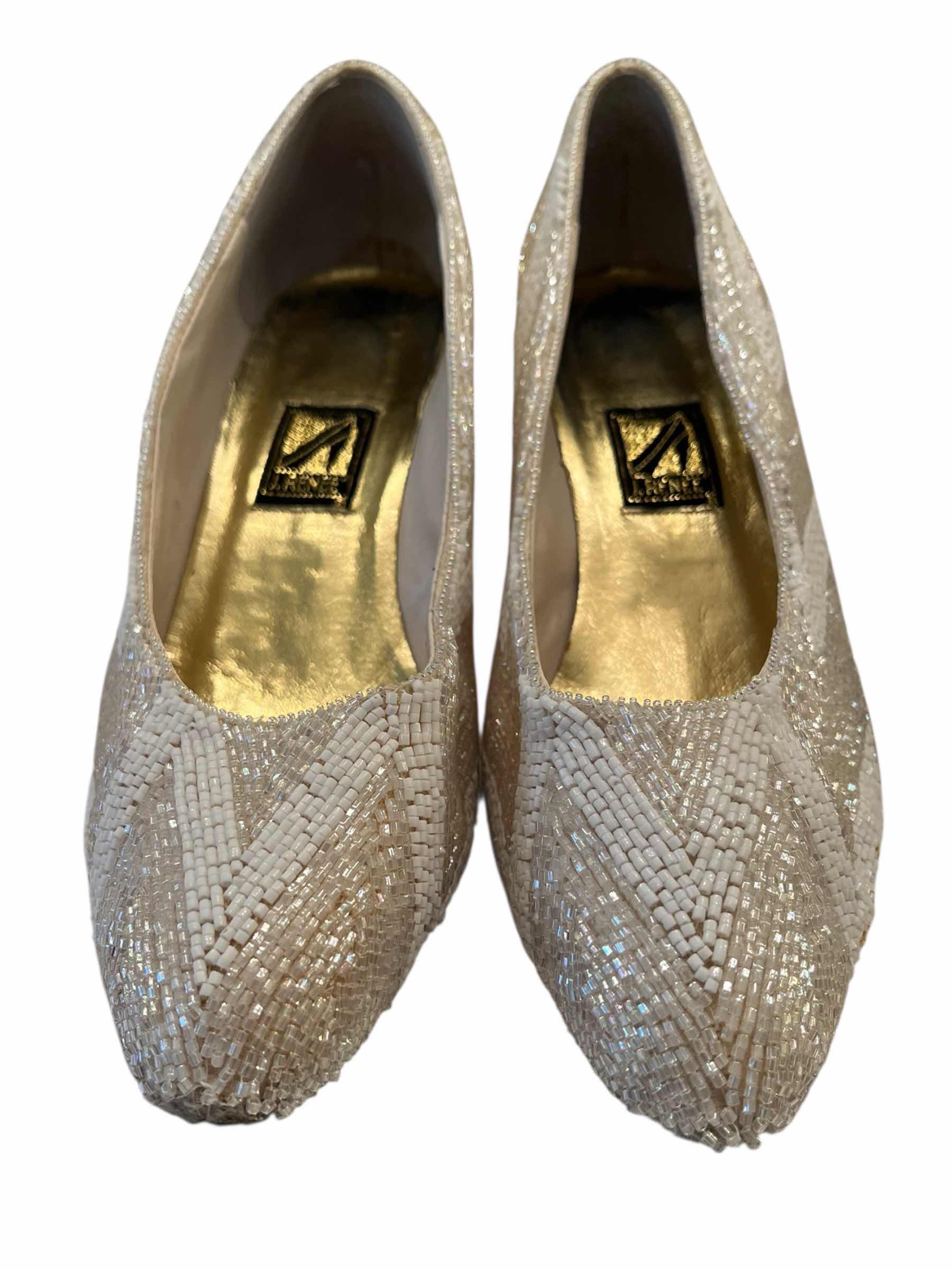Photo 1 of !!!!VINTAGE J.RENEE BEADED HEELS WOMENS SIZE 8