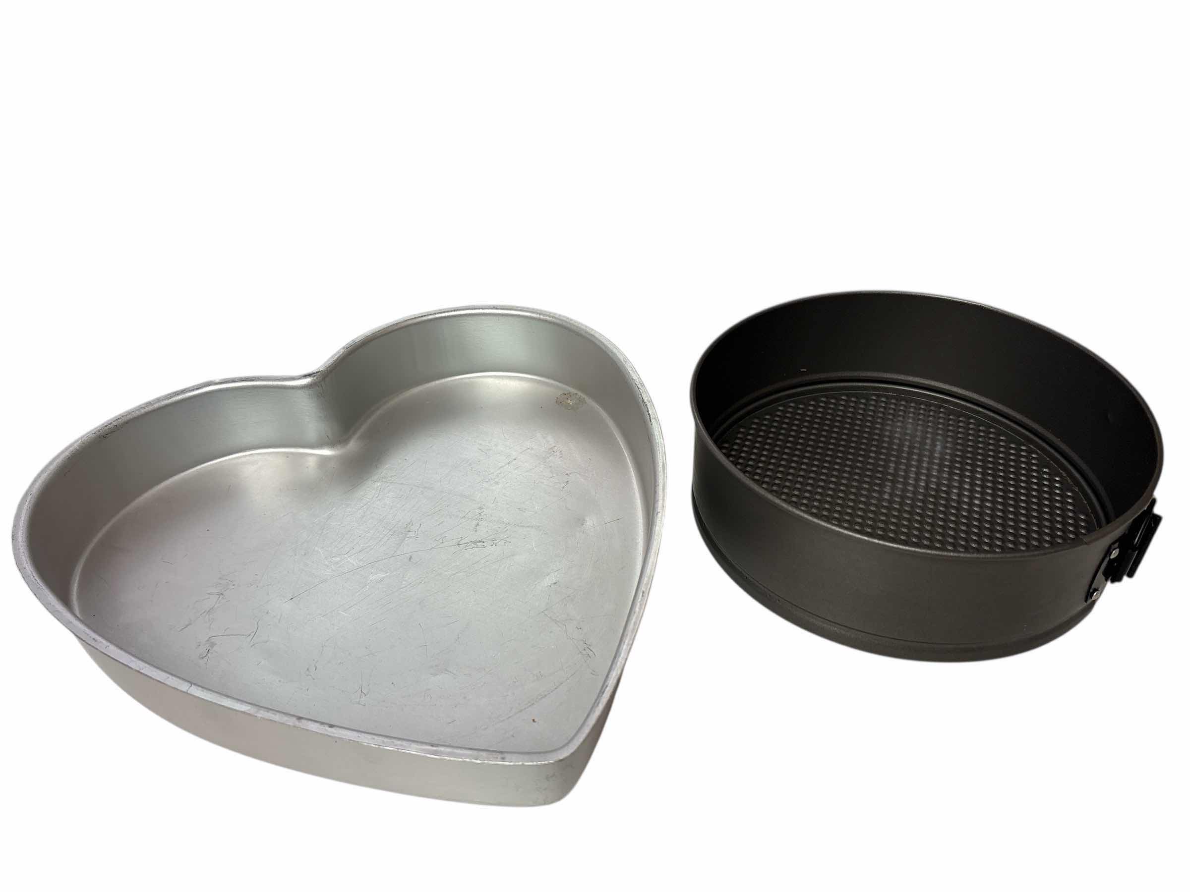 Photo 1 of HEART SHAPED & ROUND CAKE PANS (2) 13”