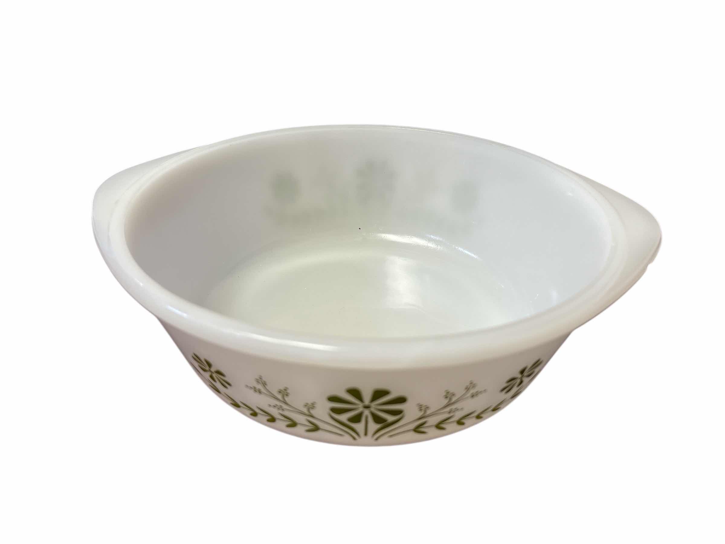 Photo 1 of VINTAGE GLASBAKE DAISY CASSEROLE DISH 2QT