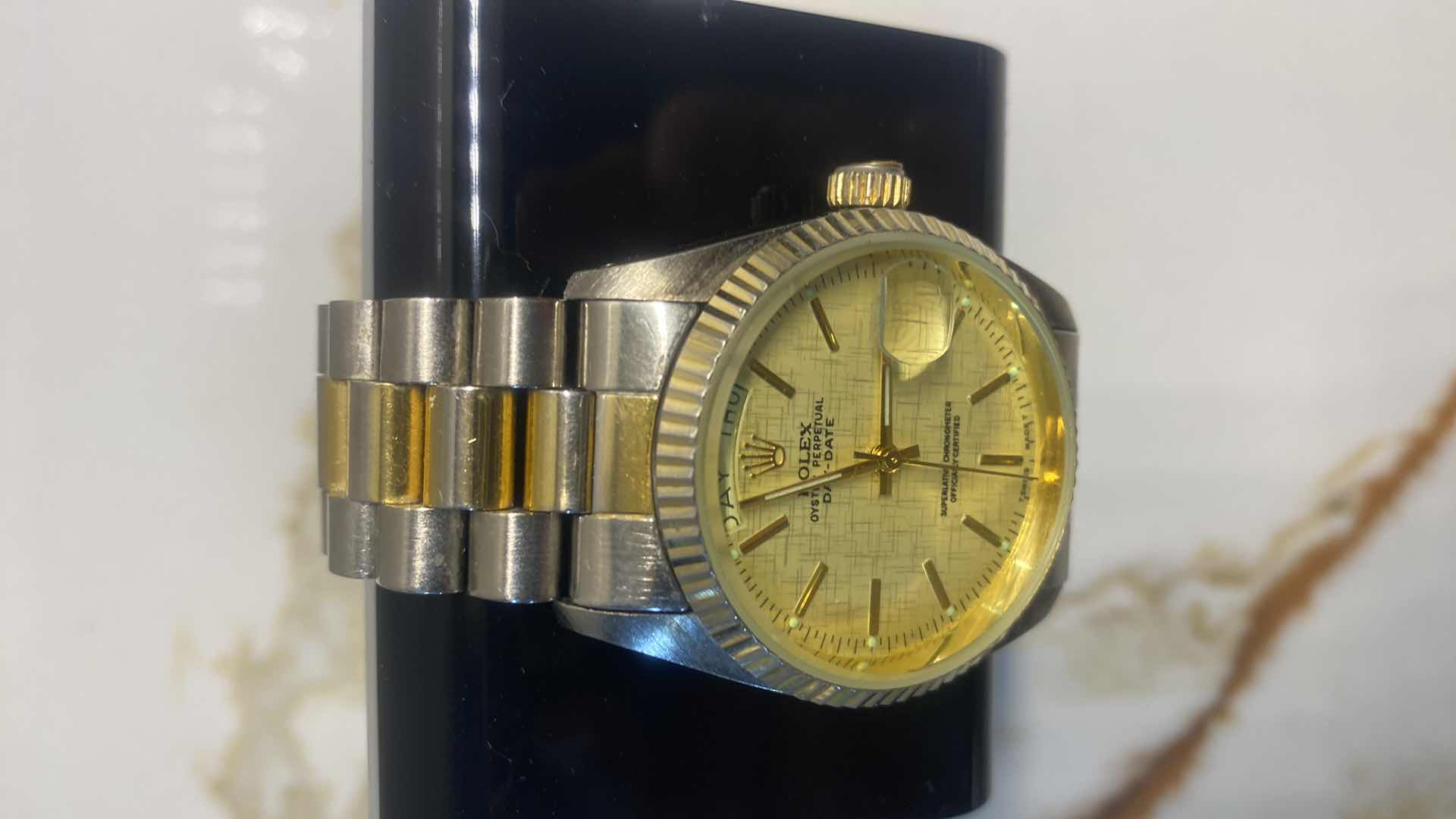 Photo 1 of REPLICA MEN’S  ROLEX OYSTER PERPETUAL DAY DATE AUTOMATIC MOVEMENT WATCH