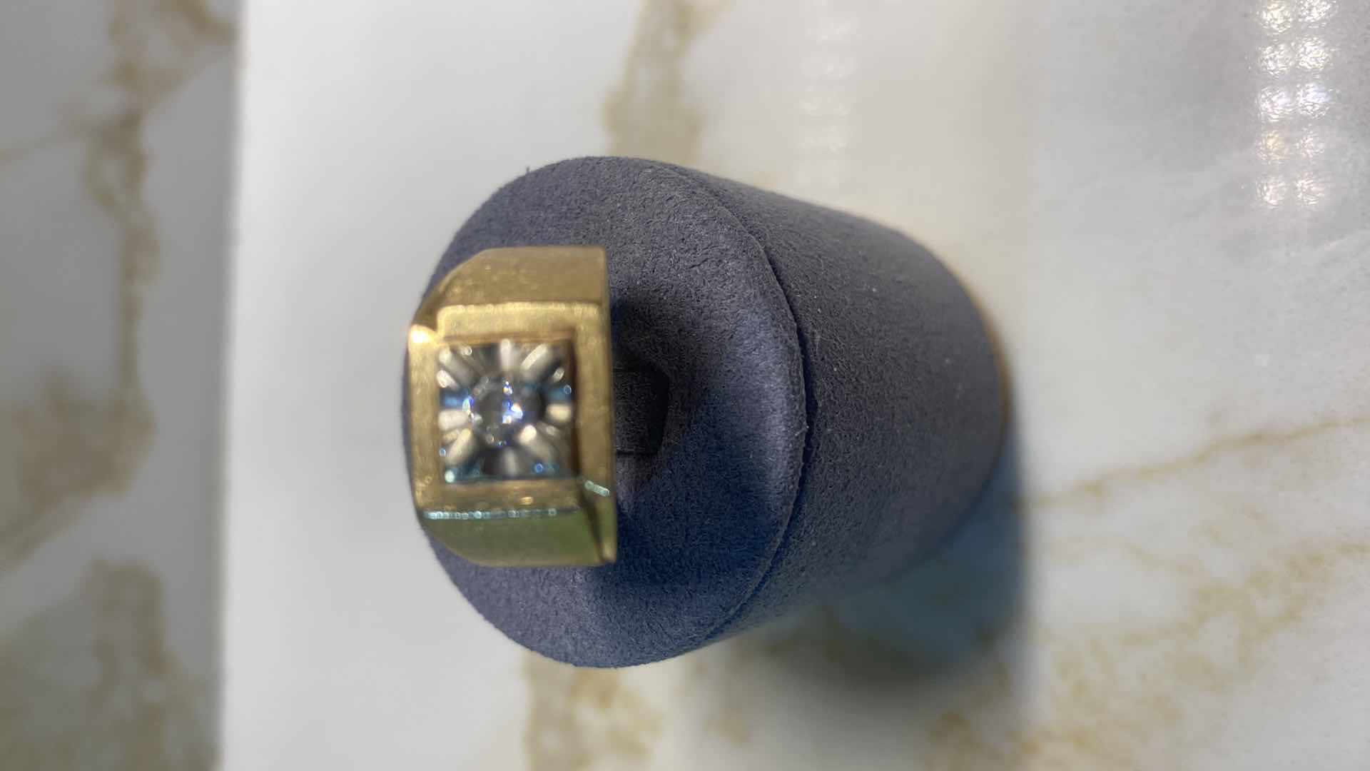 Photo 1 of VINTAGE MEN’S 14 K STAMPED GOLD RING WITH CENTER DIAMOND 1/2 KT 9G TOTAL WEIGHT