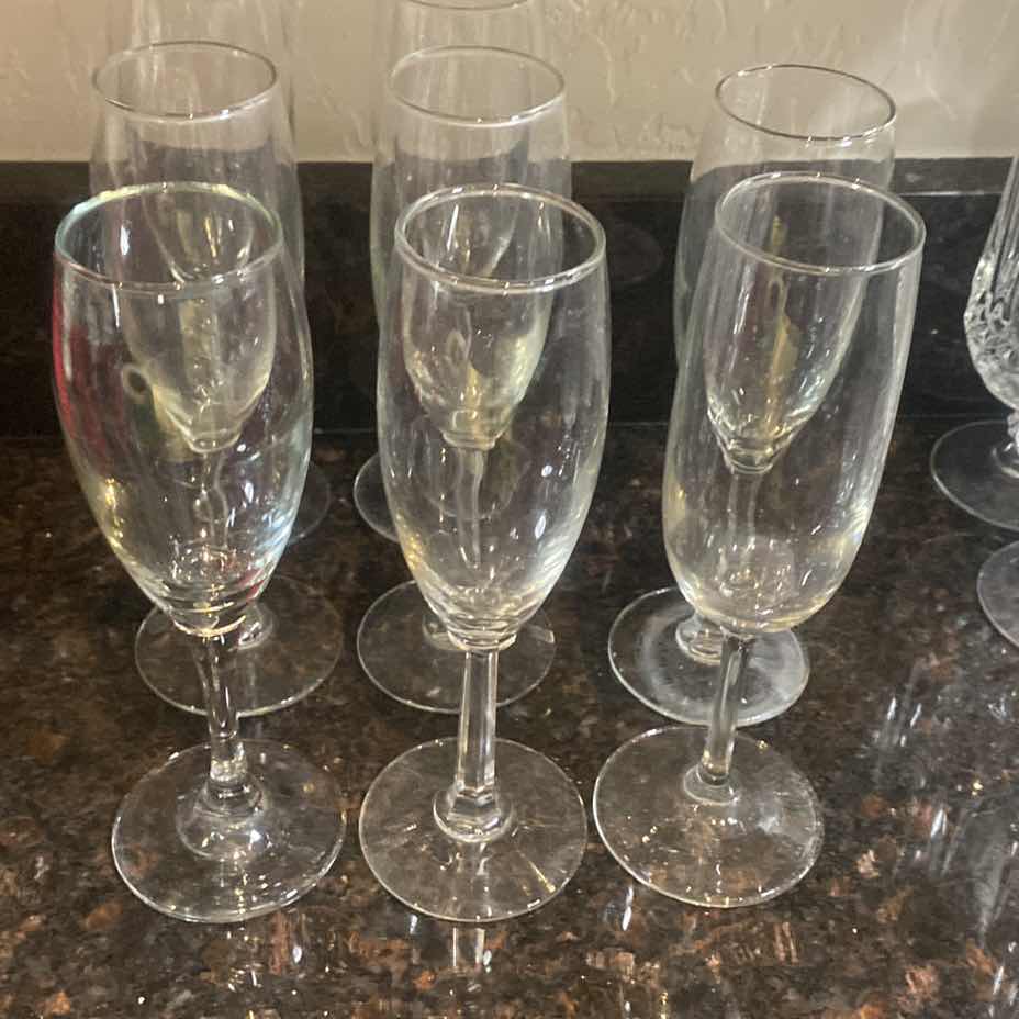 View 1 of CHAMPAGNE GLASSES (6)