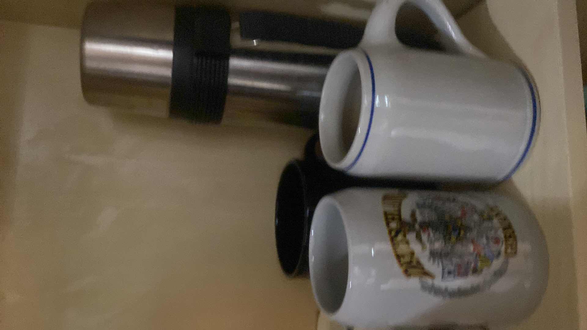 View 3 of COFFEE CUPS &  THERMOS (11)
