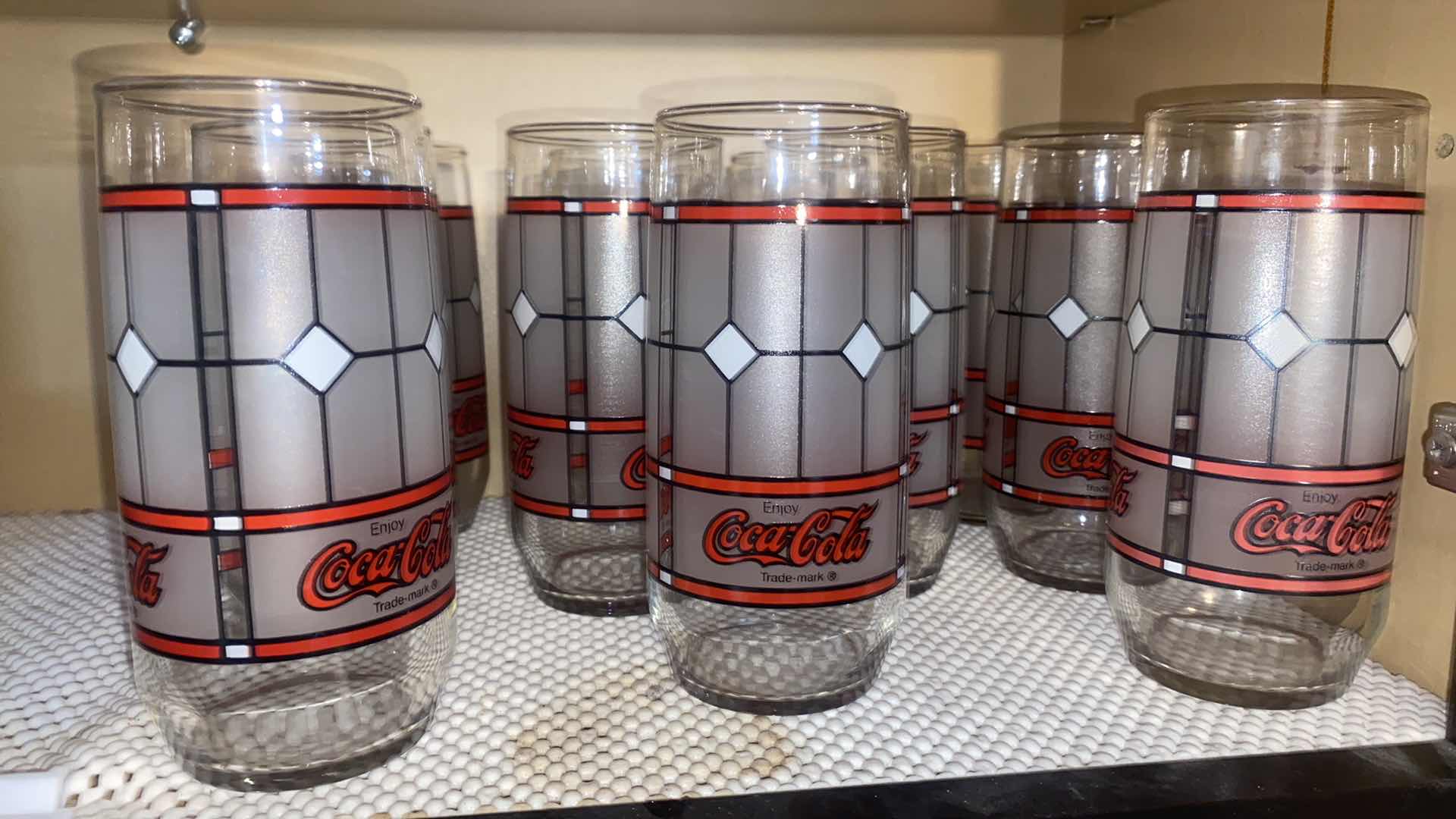View 3 of CONTENTS OF CABINET – VINTAGE COCA-COLA GLASSES (20)
