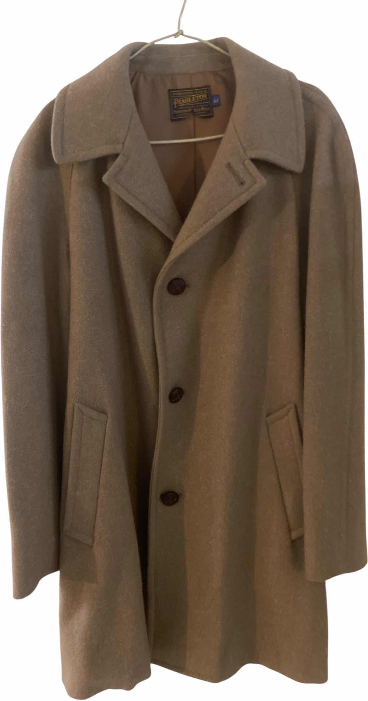 View 1 of VINTAGE MEN’S PENDLETON OVERCOAT SIZE 44