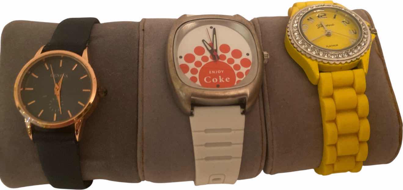 View 1 of WOMEN’S FASHION WATCHES (3)