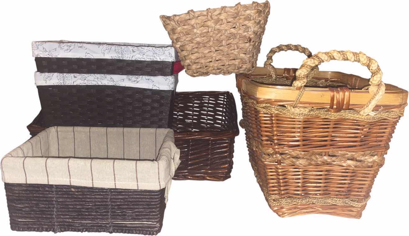 View 1 of CONTENTS AND CABINET – BASKETS (6)