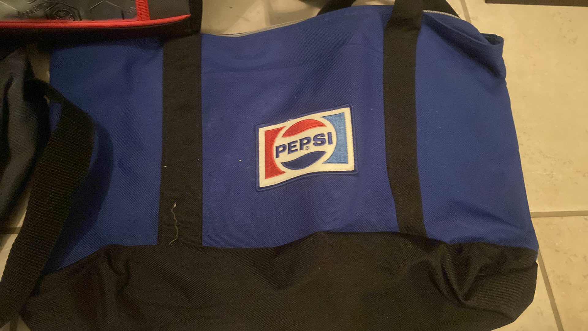 View 3 of SAMSONITE BAG PEPSI TOTE AND SMALL COLEMAN LUNCH CHEST
