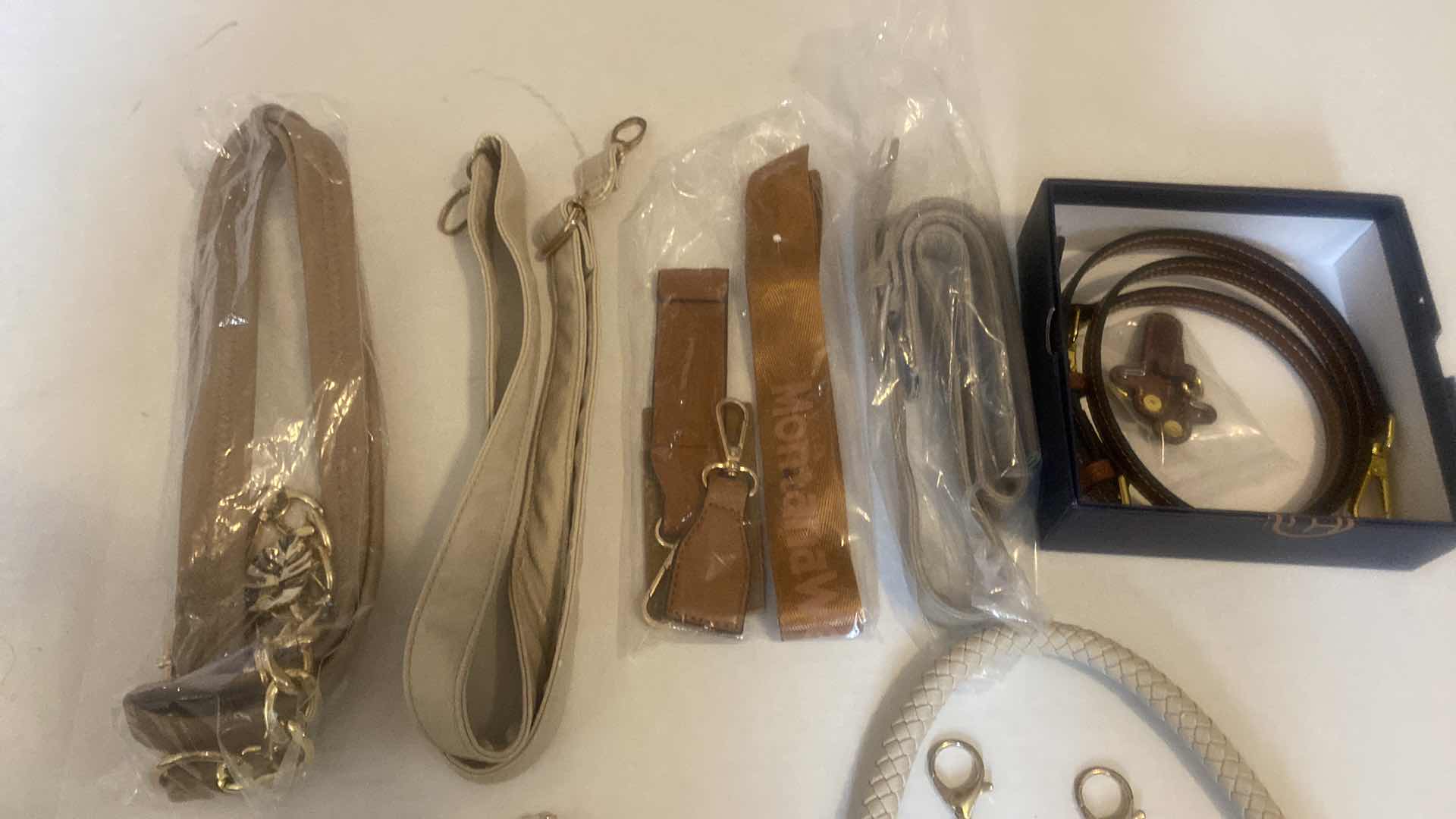 View 3 of HANDBAG STRAPS AND DECOR (9)