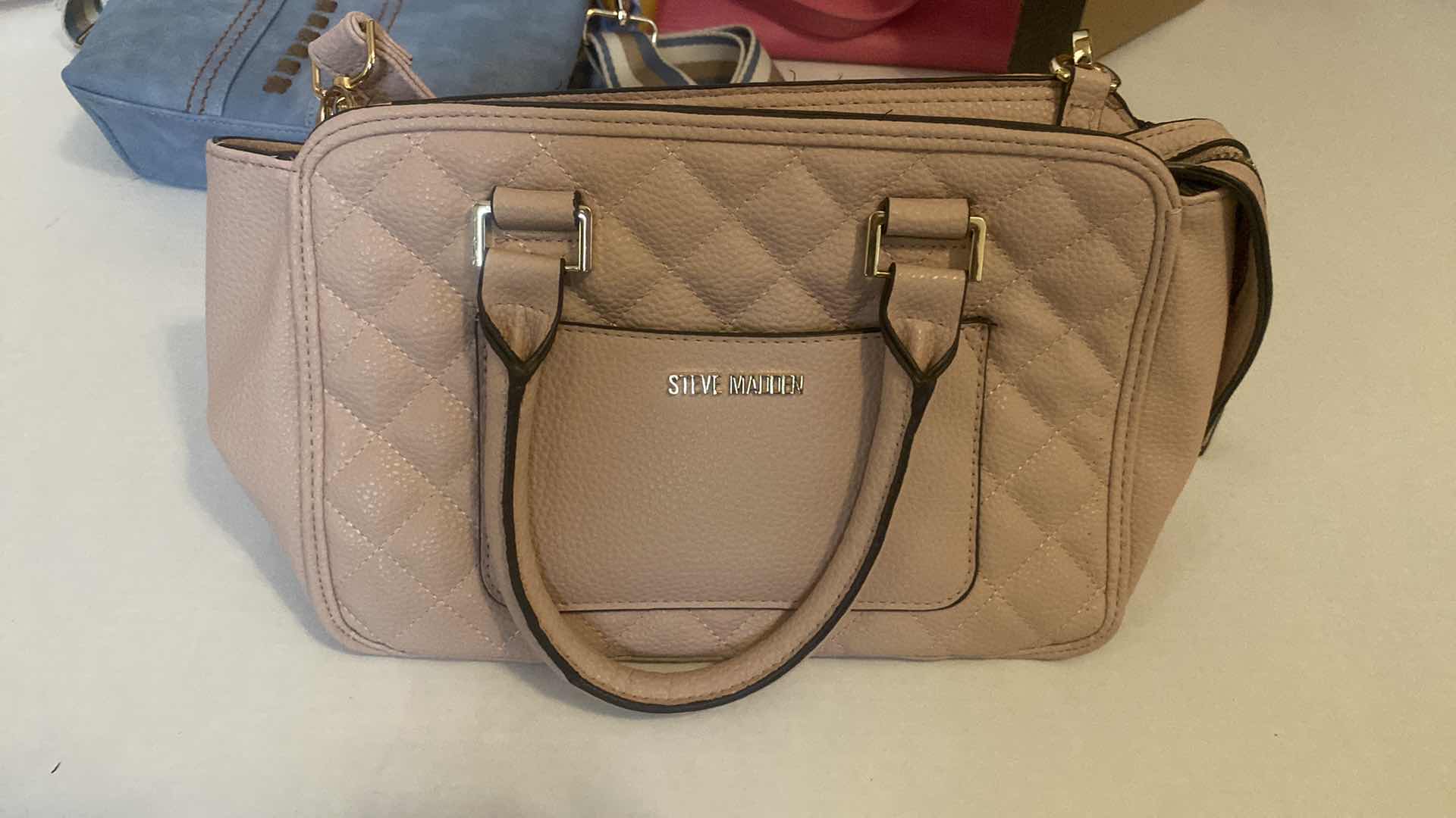 View 4 of WOMEN’S HANDBAGS (4)