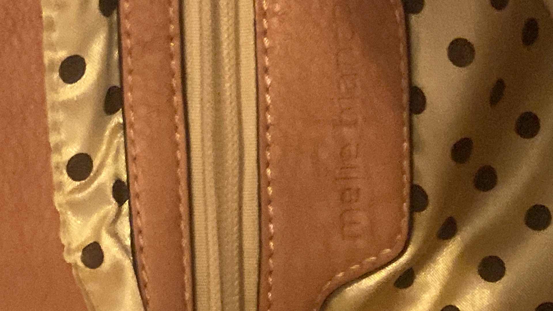 View 6 of WOMEN’S LEATHER HANDBAGS (3)