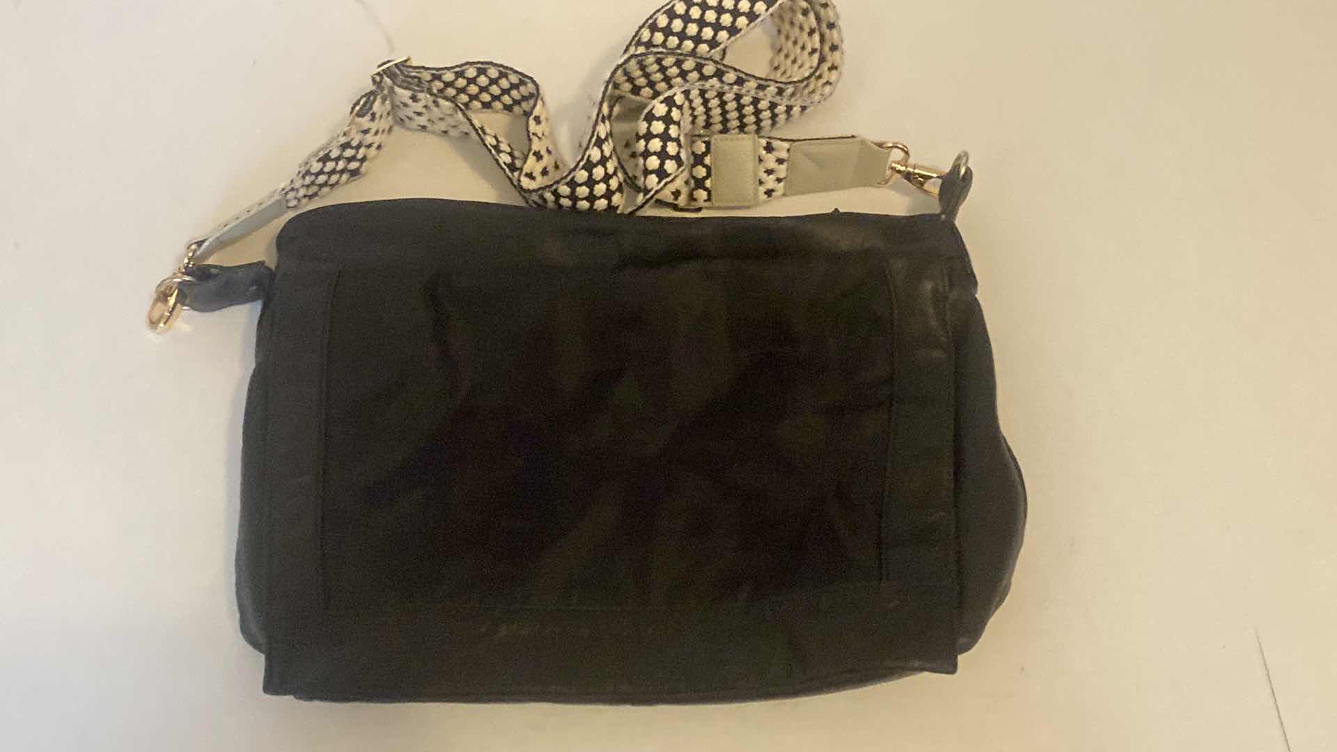 View 4 of WOMEN’S LEATHER HANDBAGS (3)