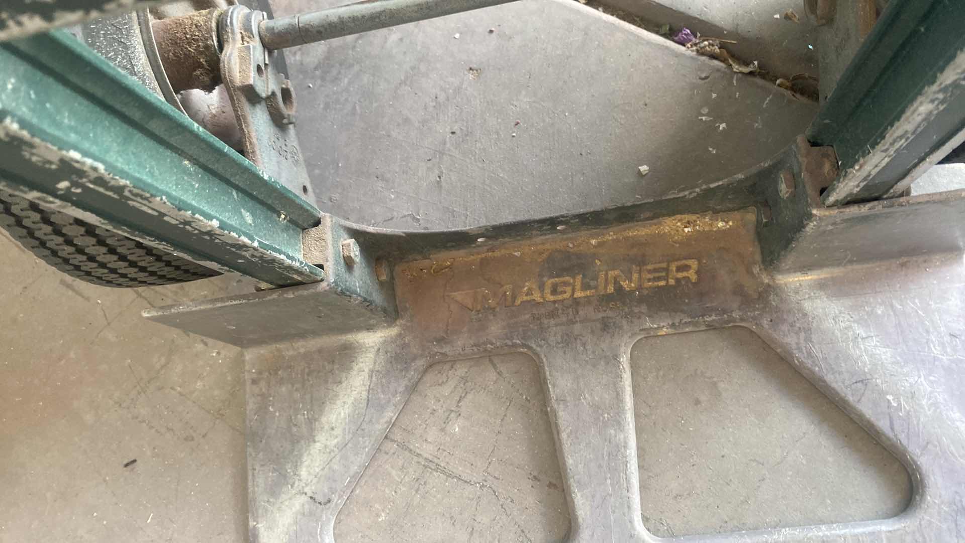 View 3 of MAGLINER HEAVY DUTY HANDTRUCK