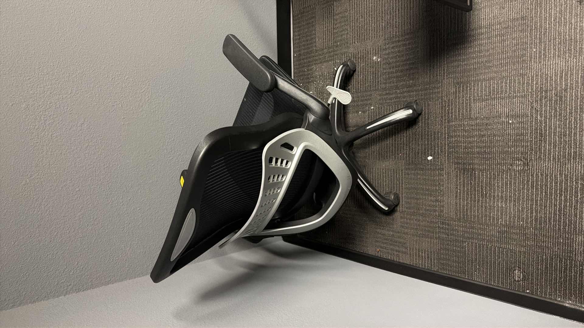 Photo 1 of Black mesh office chair