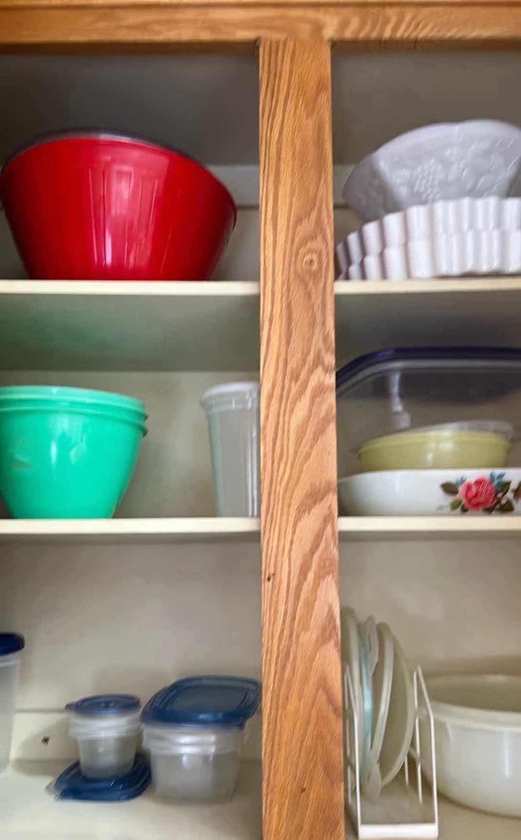 Photo 1 of CONTENTS OF KITCHEN CABINET. SERVING BOWLS AND DISHES