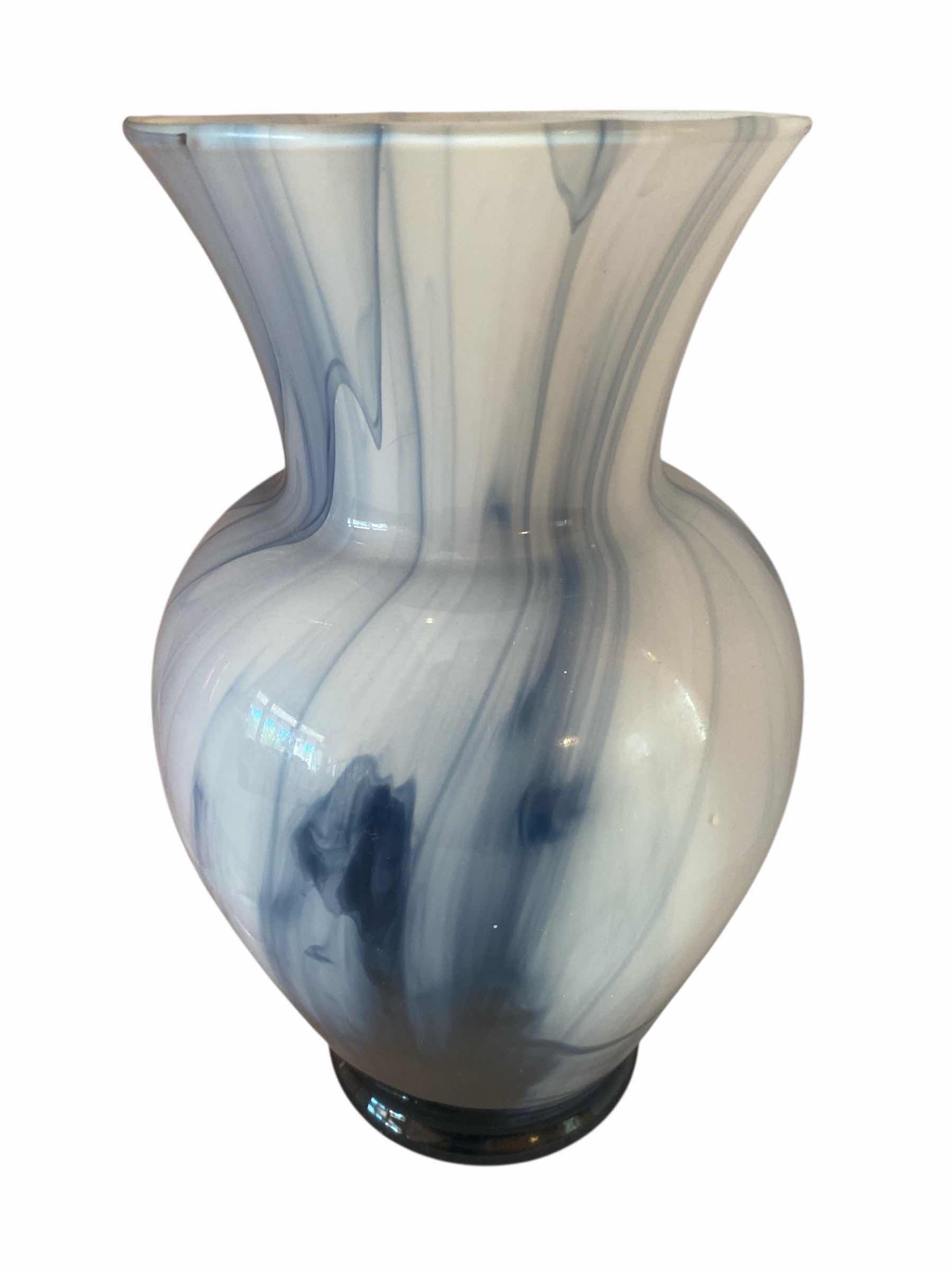 Photo 1 of 2 VASES H12”