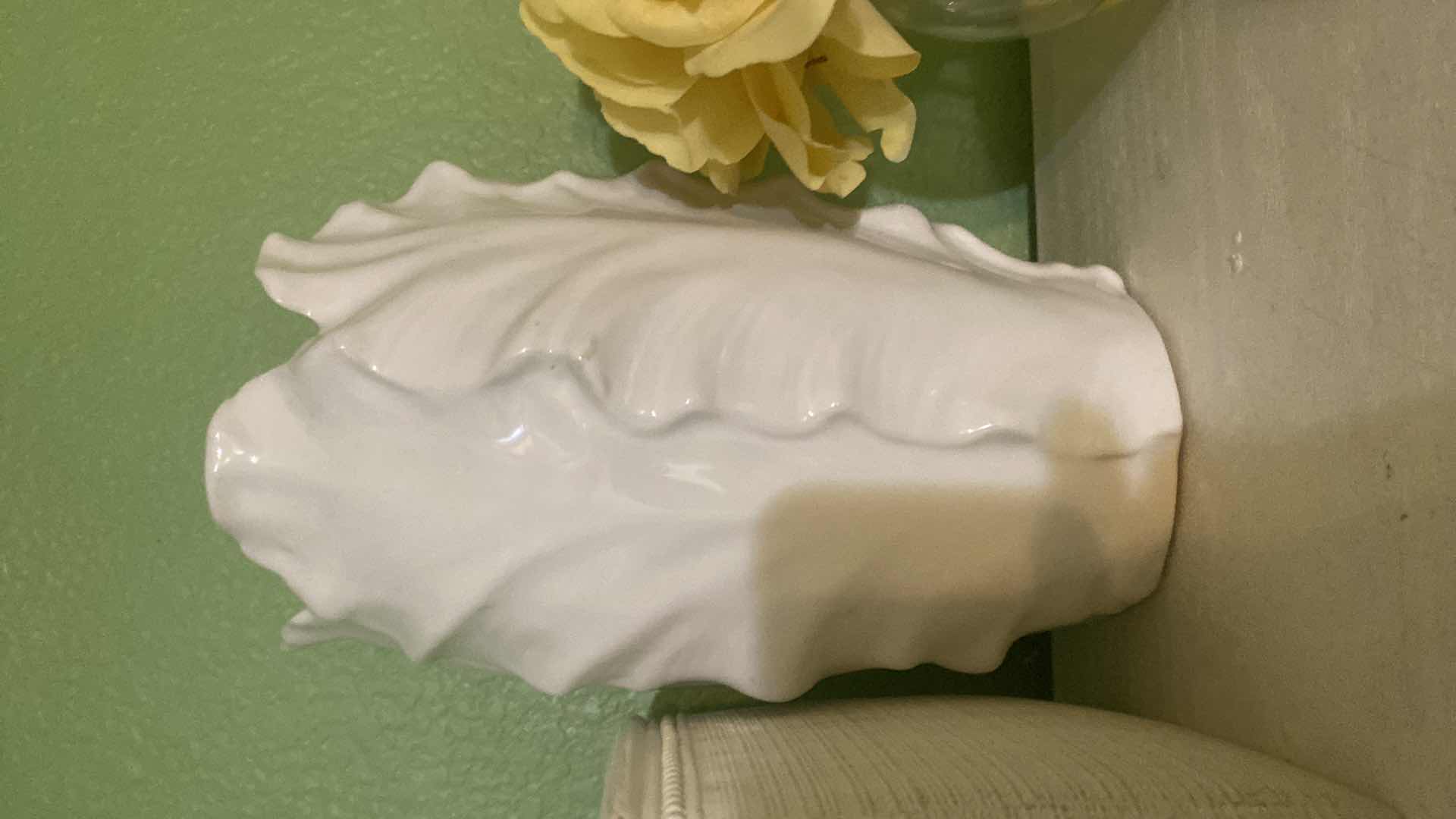 Photo 1 of 4 HOME DECOR - TISSUE BOX, FAUX FLORAL, GLASS PAPER WEIGHT & VASE H9”