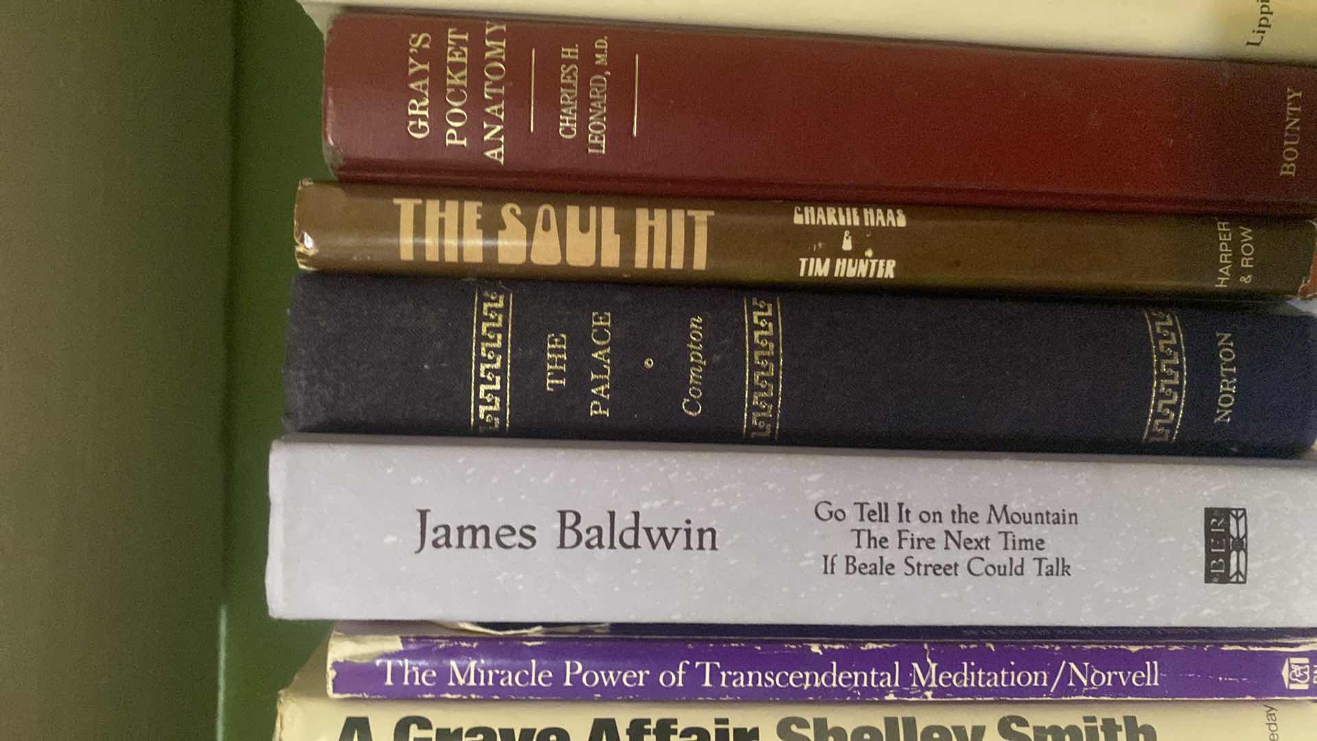 Photo 1 of 1 SHELF OF BOOKS - VARIOUS GENRES