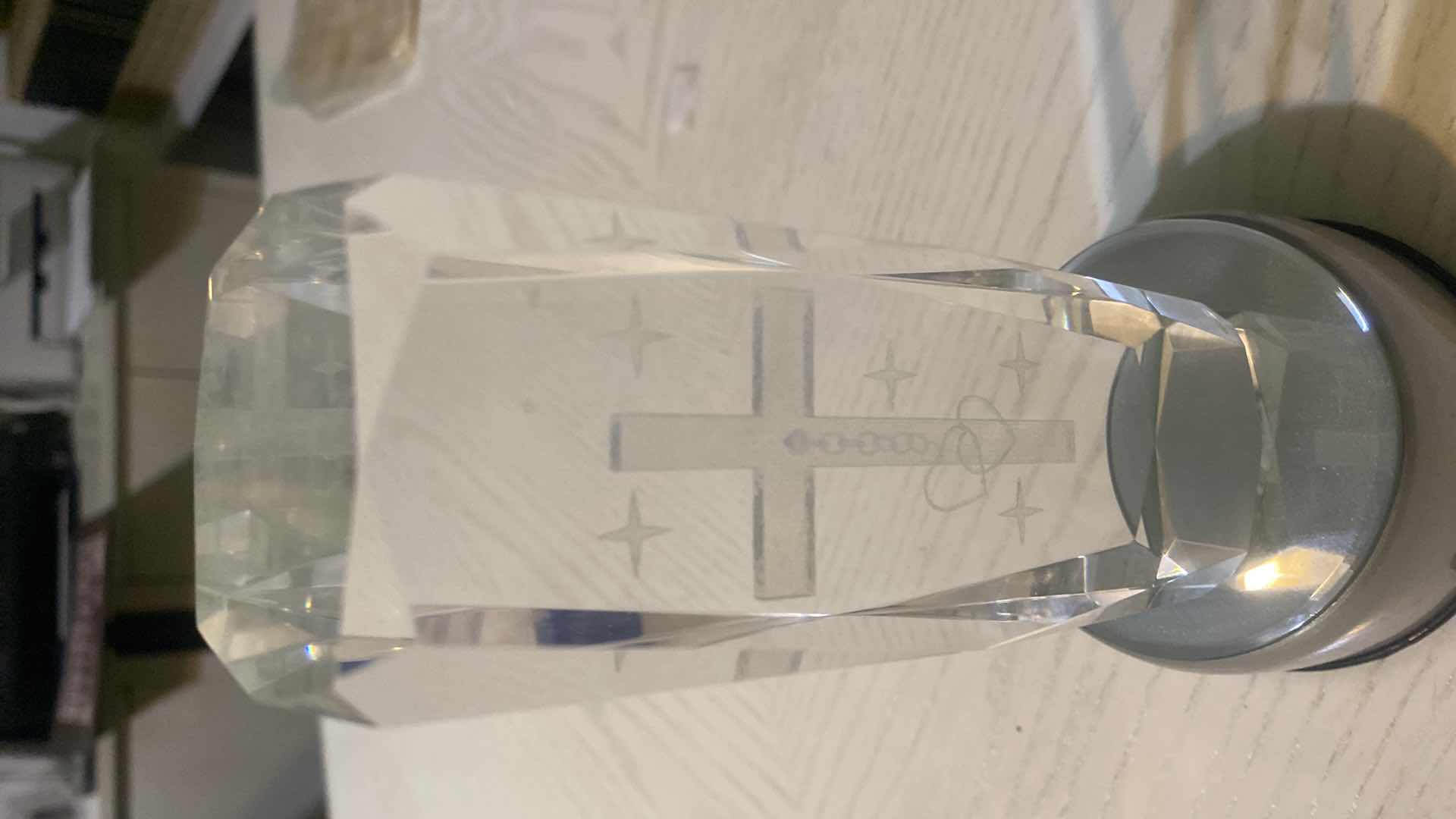 Photo 1 of 3D LASER ETCHED HOLOGRAPHIC CROSS WITH LIGHT STAND OVERALL HEIGHT 8”