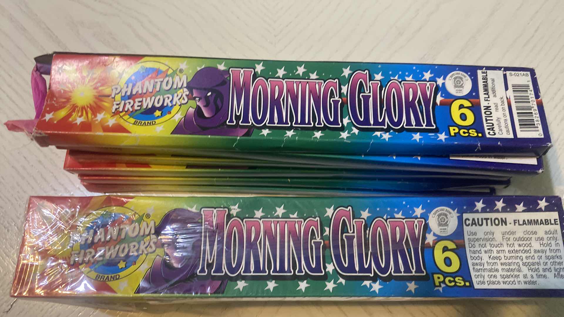 Photo 2 of 14 - FIREWORKS SPARKLERS