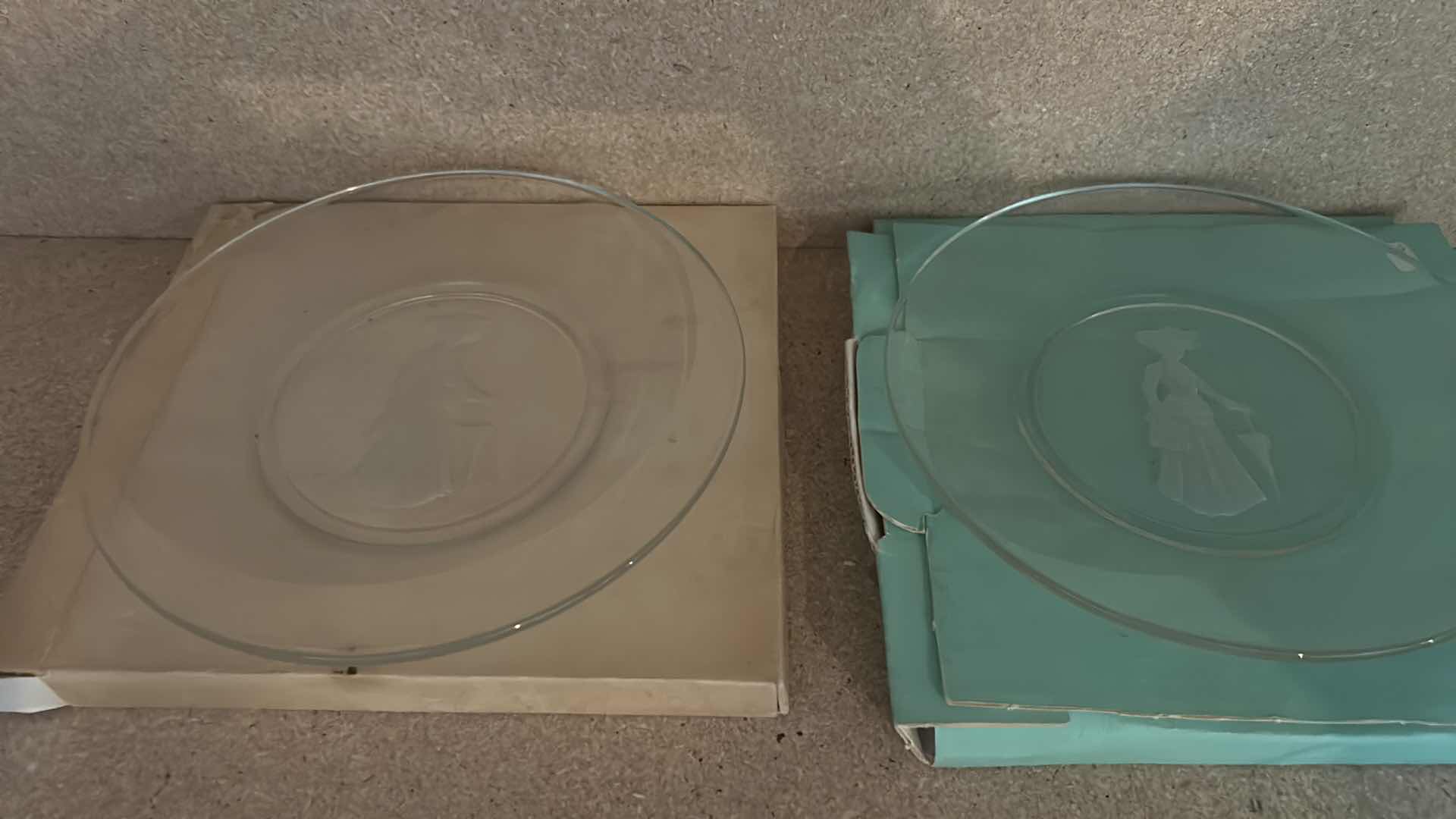 Photo 9 of 14 COLLECTORS PLATES