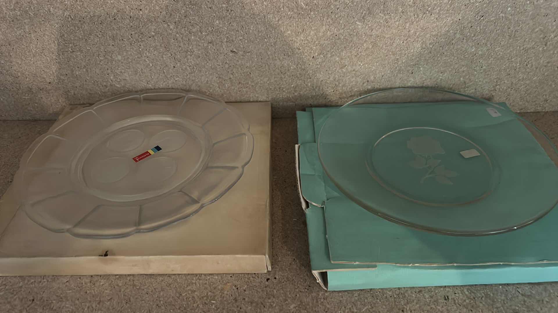 Photo 10 of 14 COLLECTORS PLATES