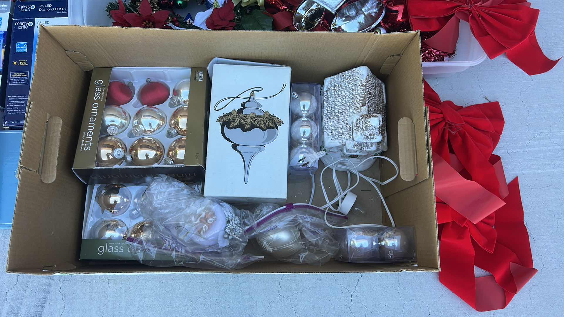 Photo 1 of CHRISTMAS DECORATIONS