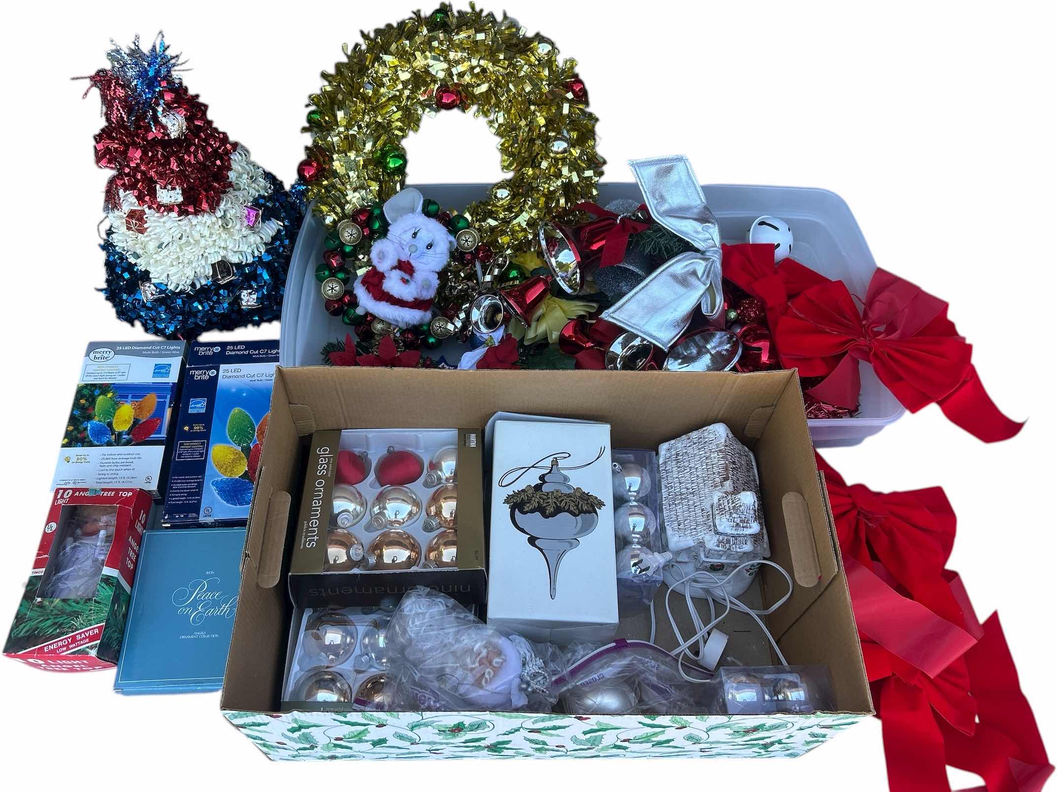 Photo 1 of CHRISTMAS DECORATIONS