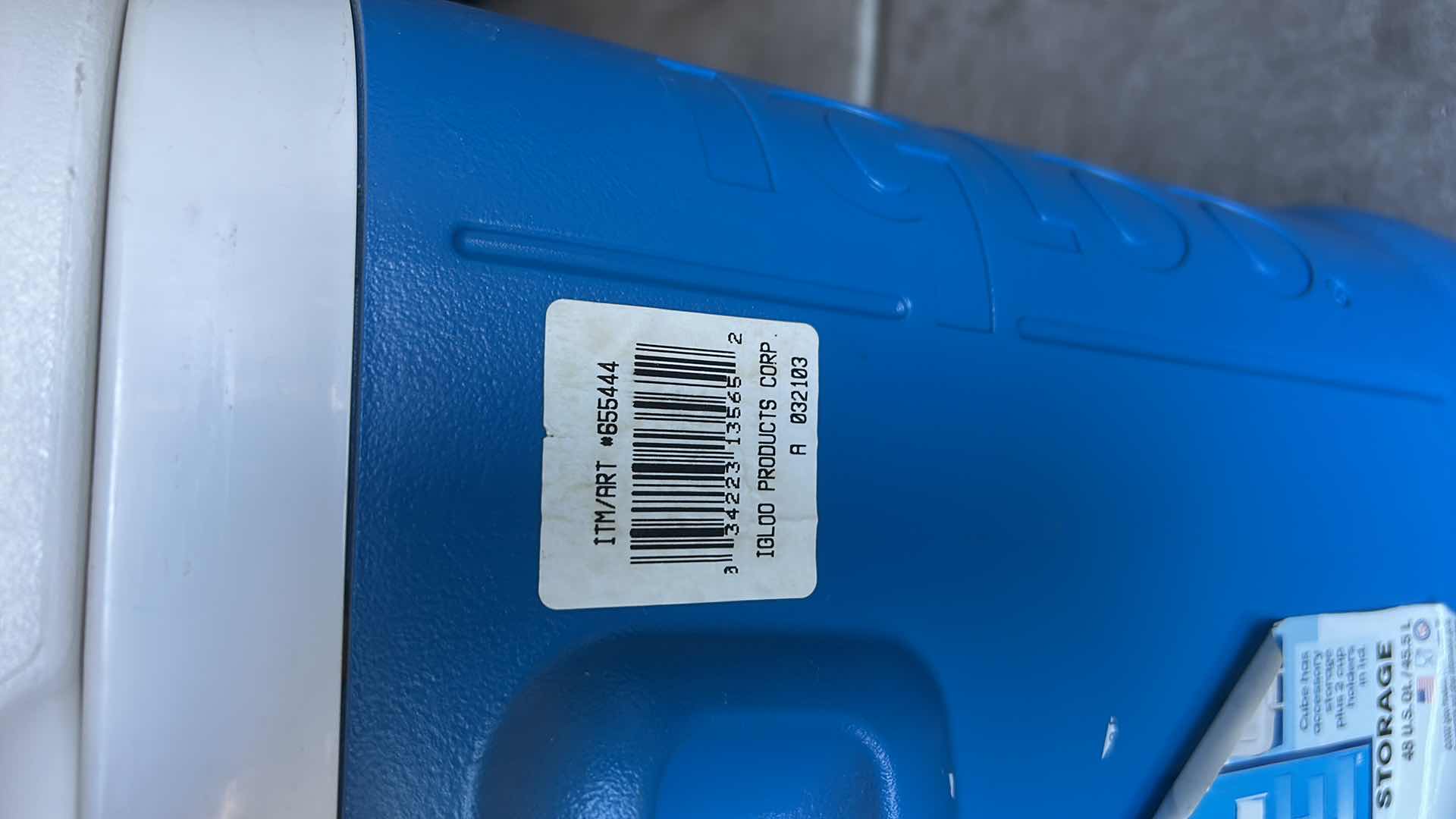 Photo 1 of IGLOO ICE CUBE