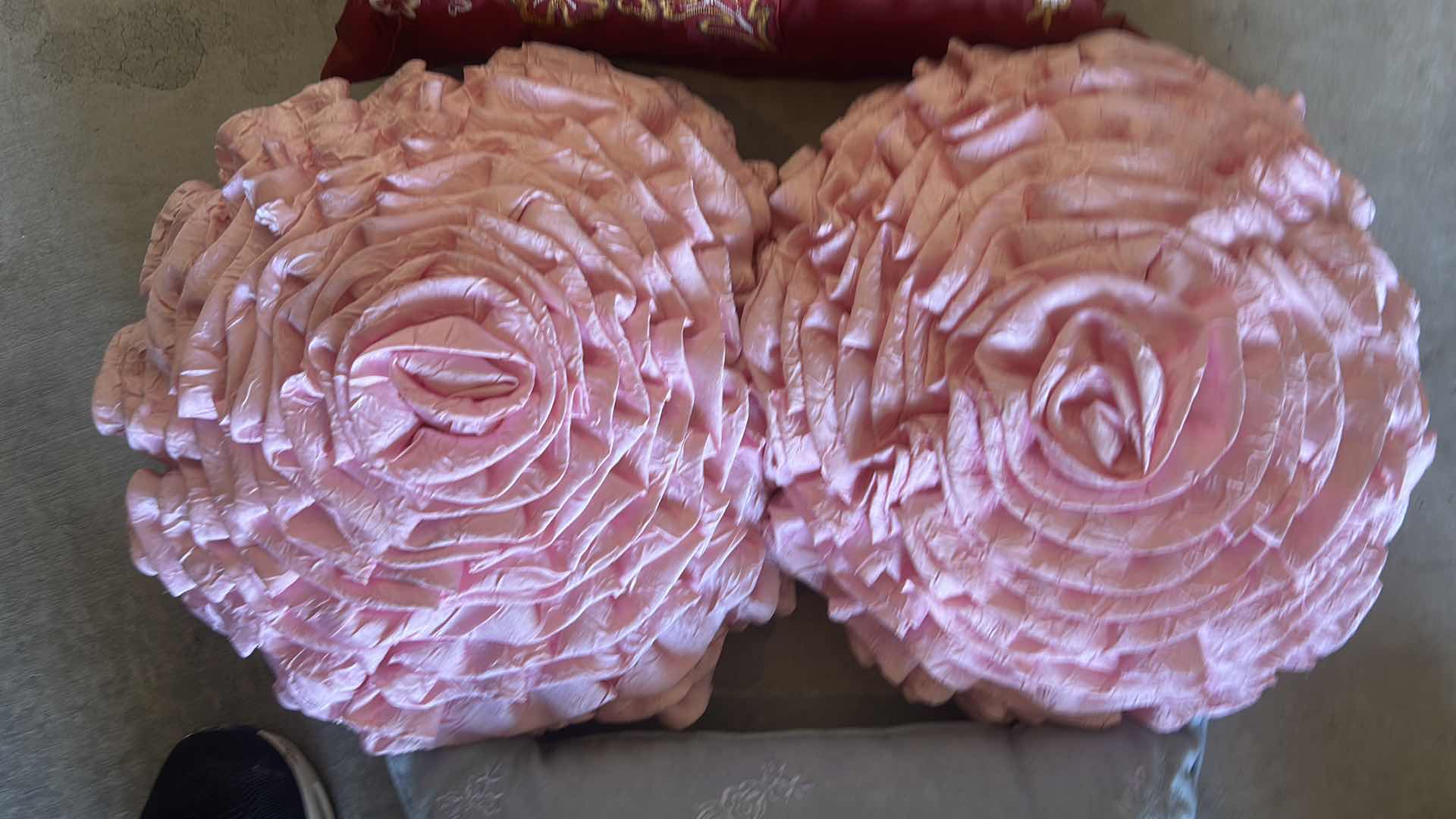 Photo 1 of 4 DECORATIVE PILLOWS (LARGEST 16” X 16”