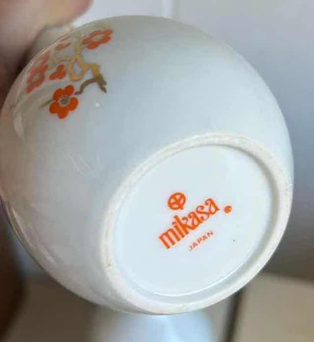 Photo 1 of 3 AVON MIKASA BUD VASES H6”