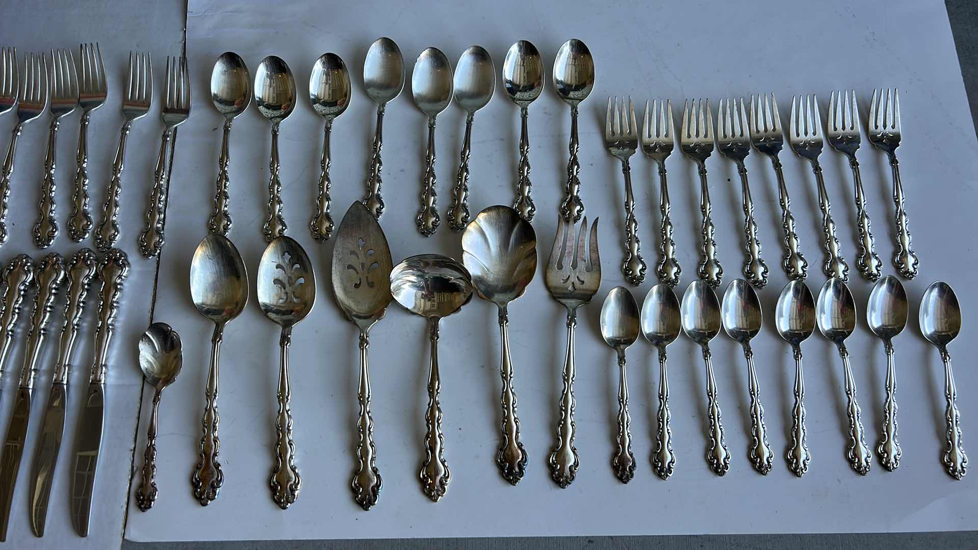 Photo 1 of 47 PCS SILVERWARE