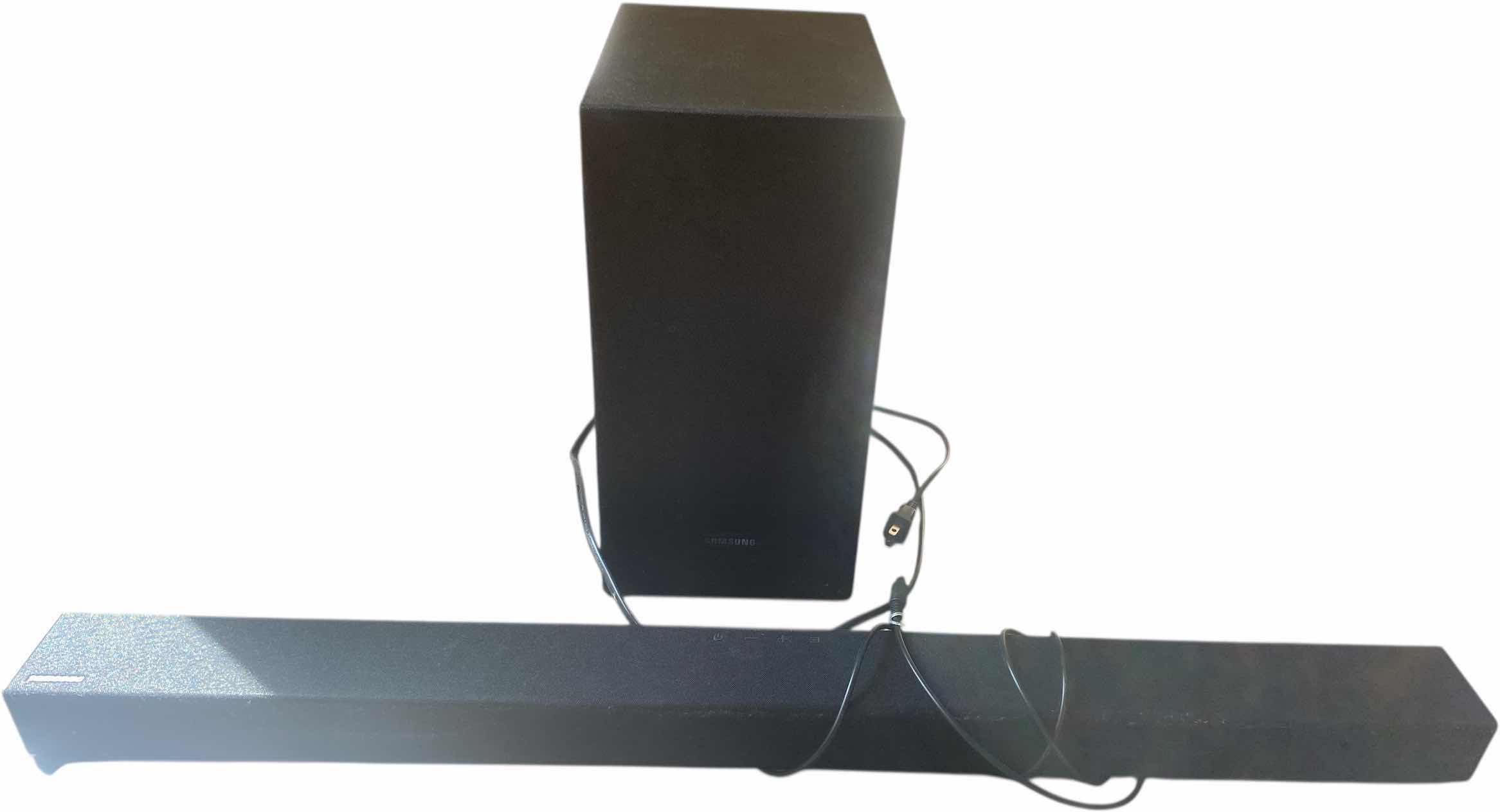 Photo 1 of SAMSUNG SOUNDBAR & WOOFER