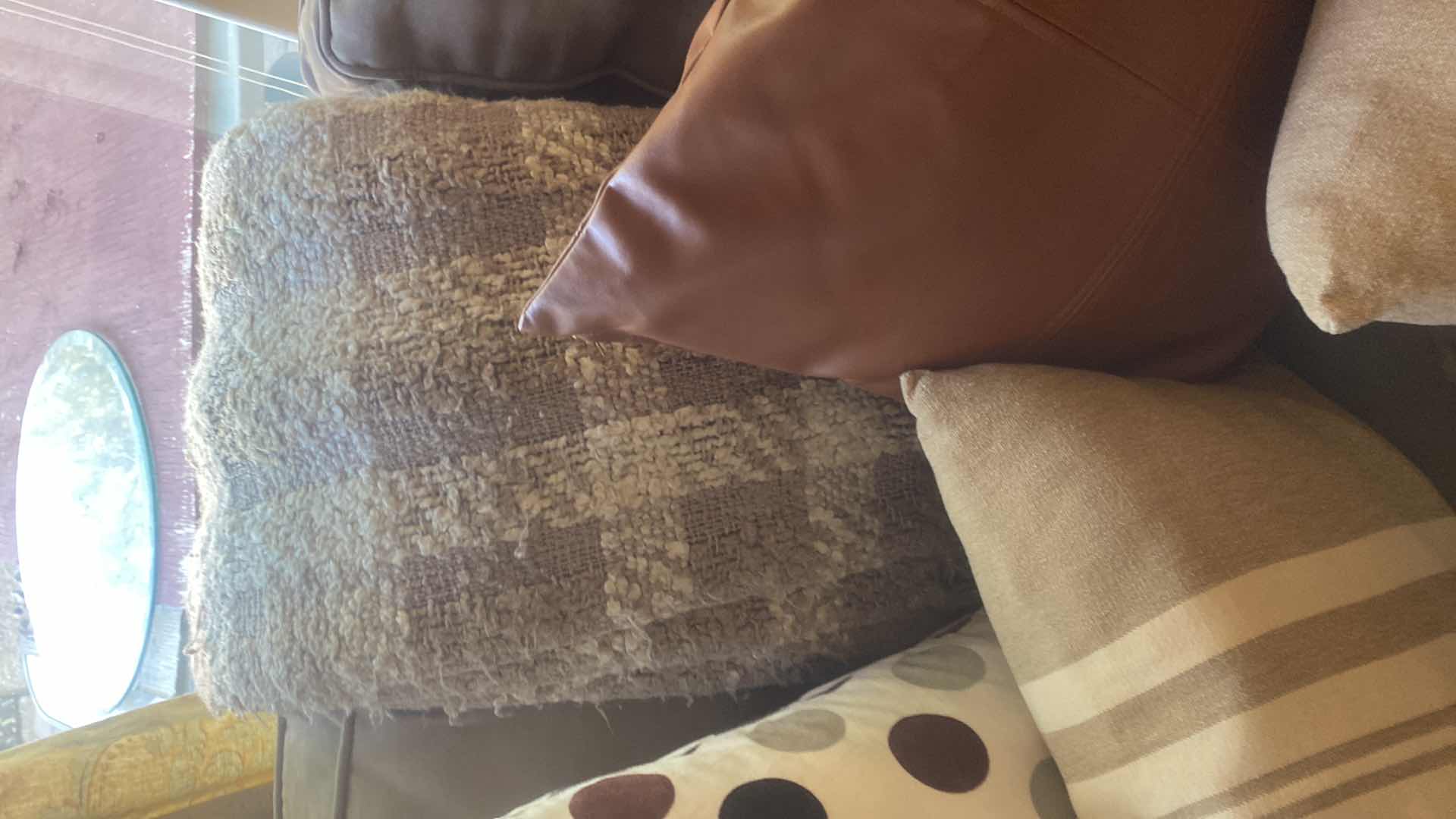 Photo 1 of 6 TOSS PILLOWS & THROW