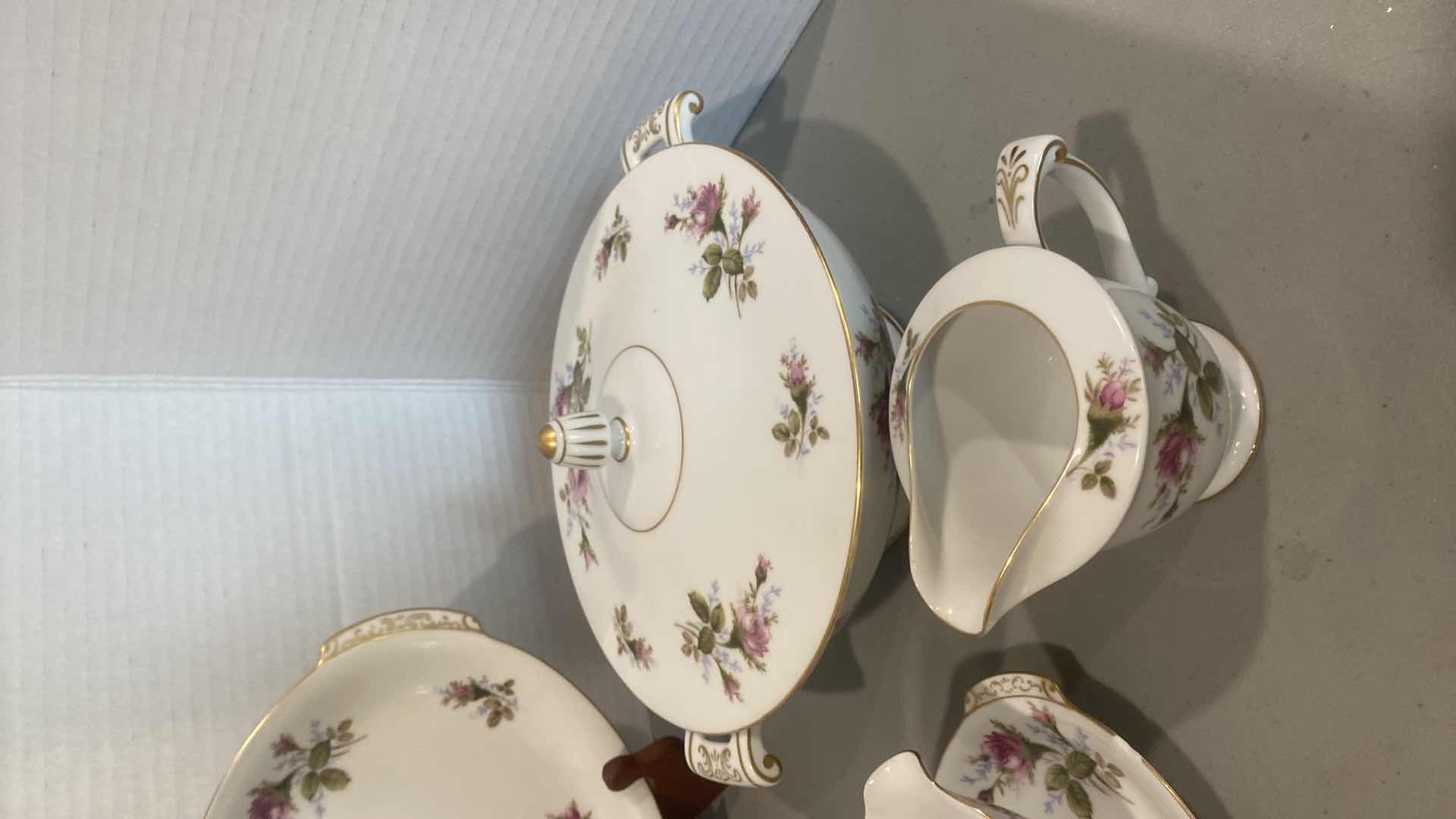 Photo 1 of 12 PIECES ALADDIN CHINA SERVE WARE “MOSS ROSE”