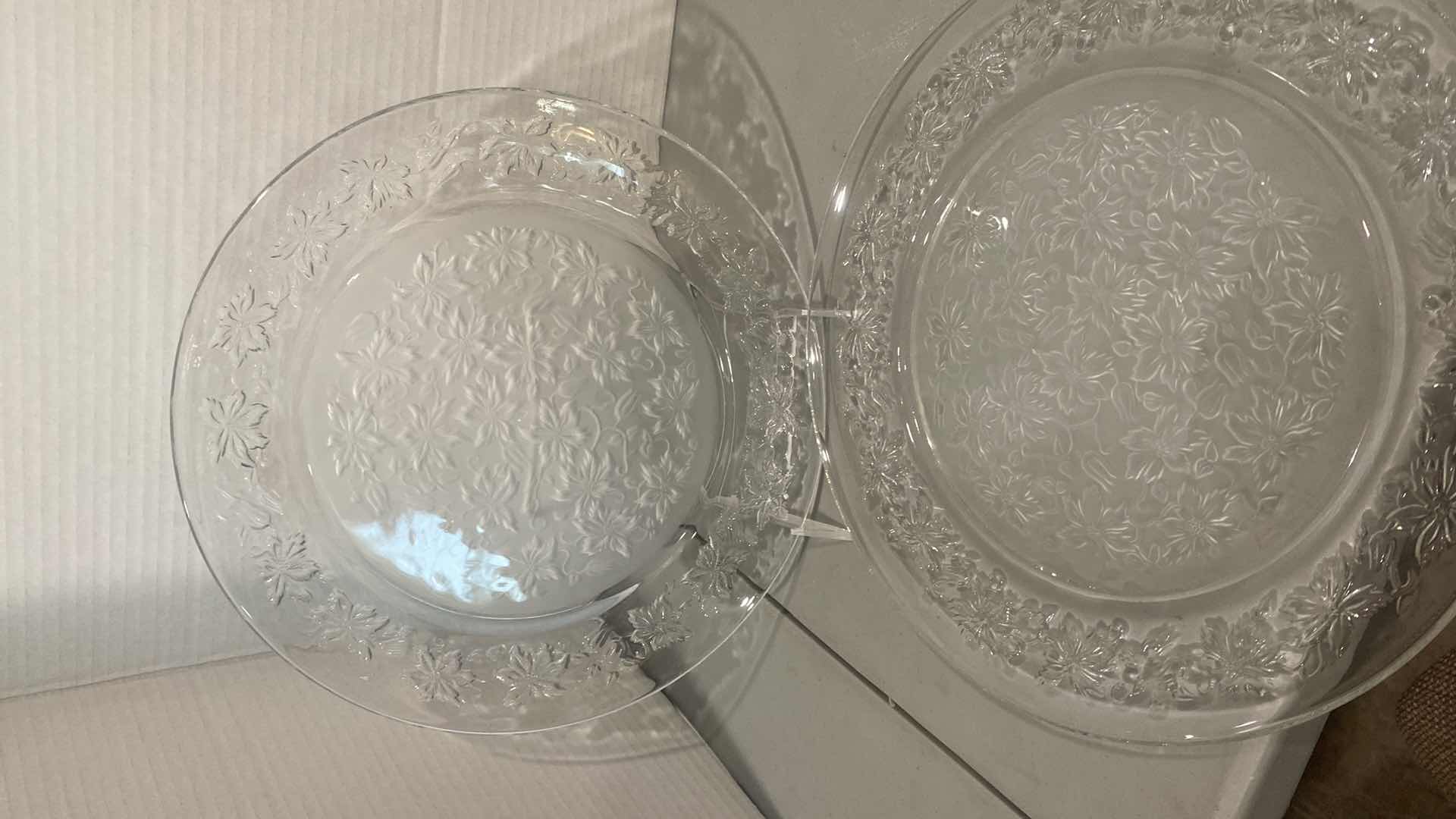 Photo 1 of POINSETTIA EMBOSSED GLASS BAKING DISHES & 2 PLATTERS