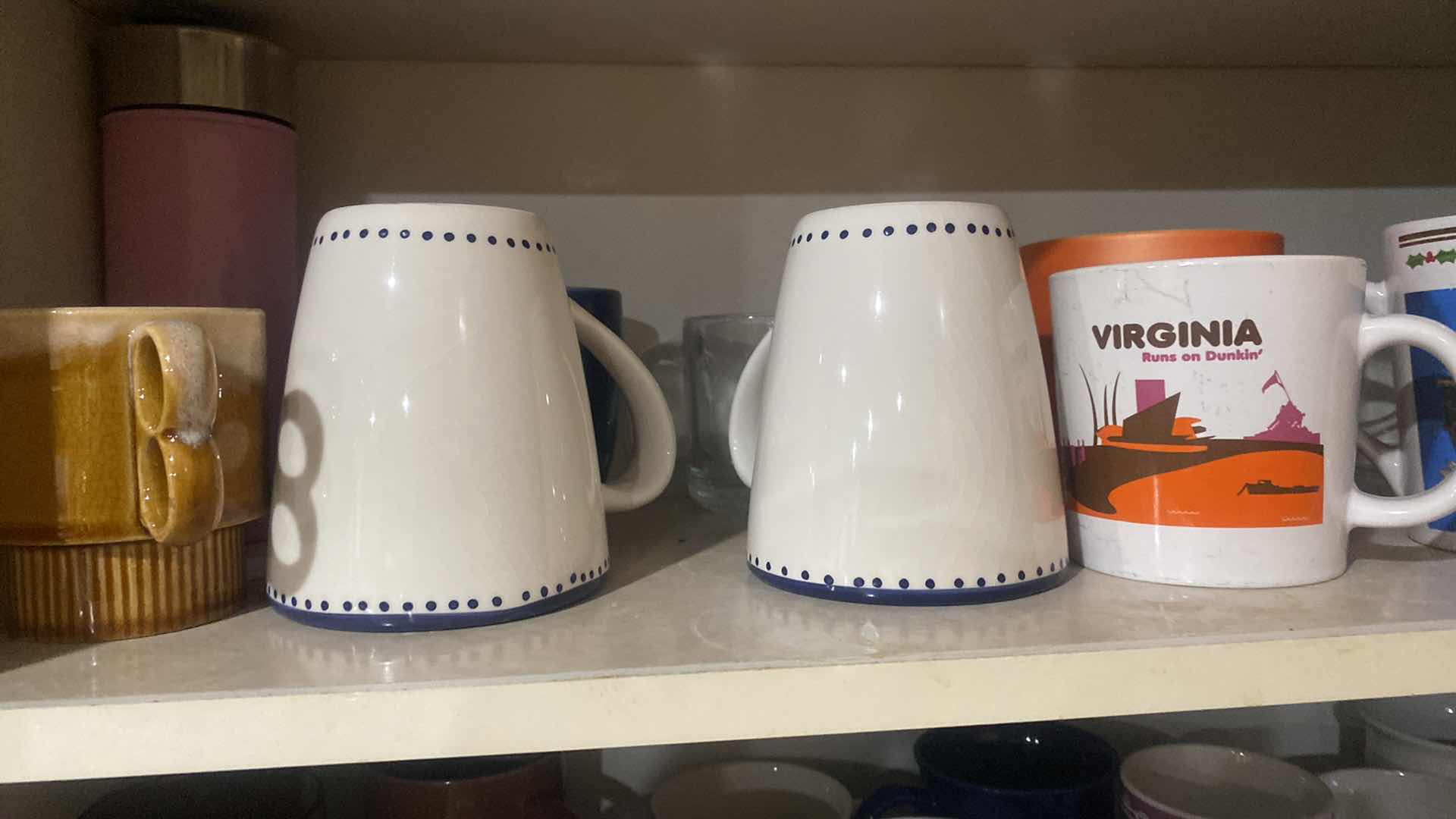 Photo 1 of CONTENTS OF CABINET - COFFEE CUPS & TRAVEL CUPS