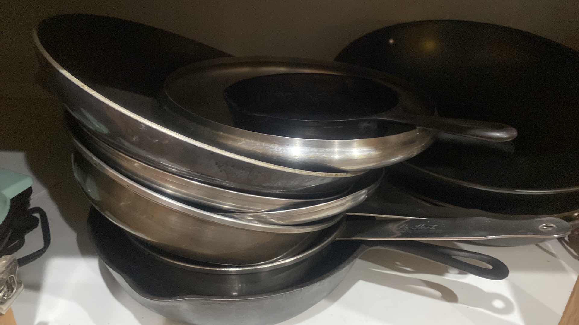 Photo 1 of CONTENTS OF CABINET - POTS & PANS