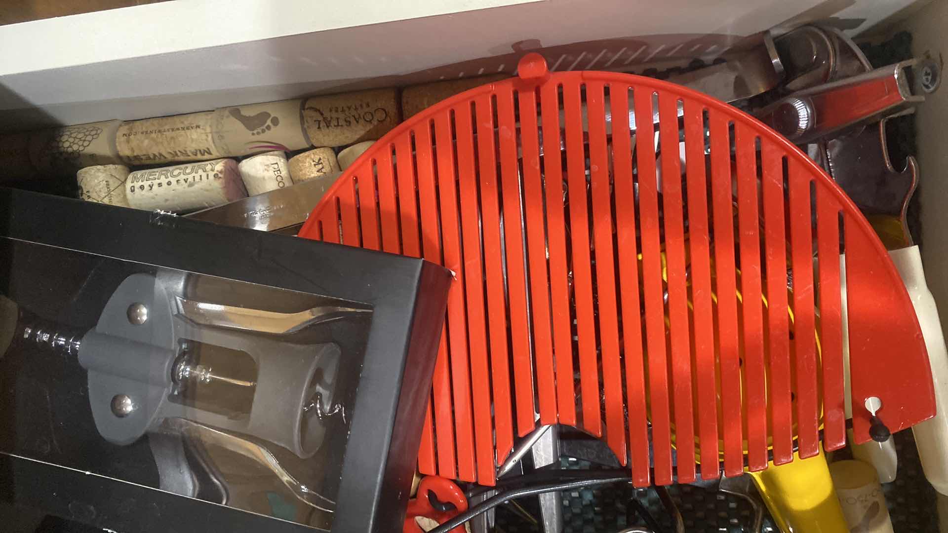 Photo 1 of CONTENTS OF CABINET - 2 DRAWERS KNIVES & KITCHEN TOOLS