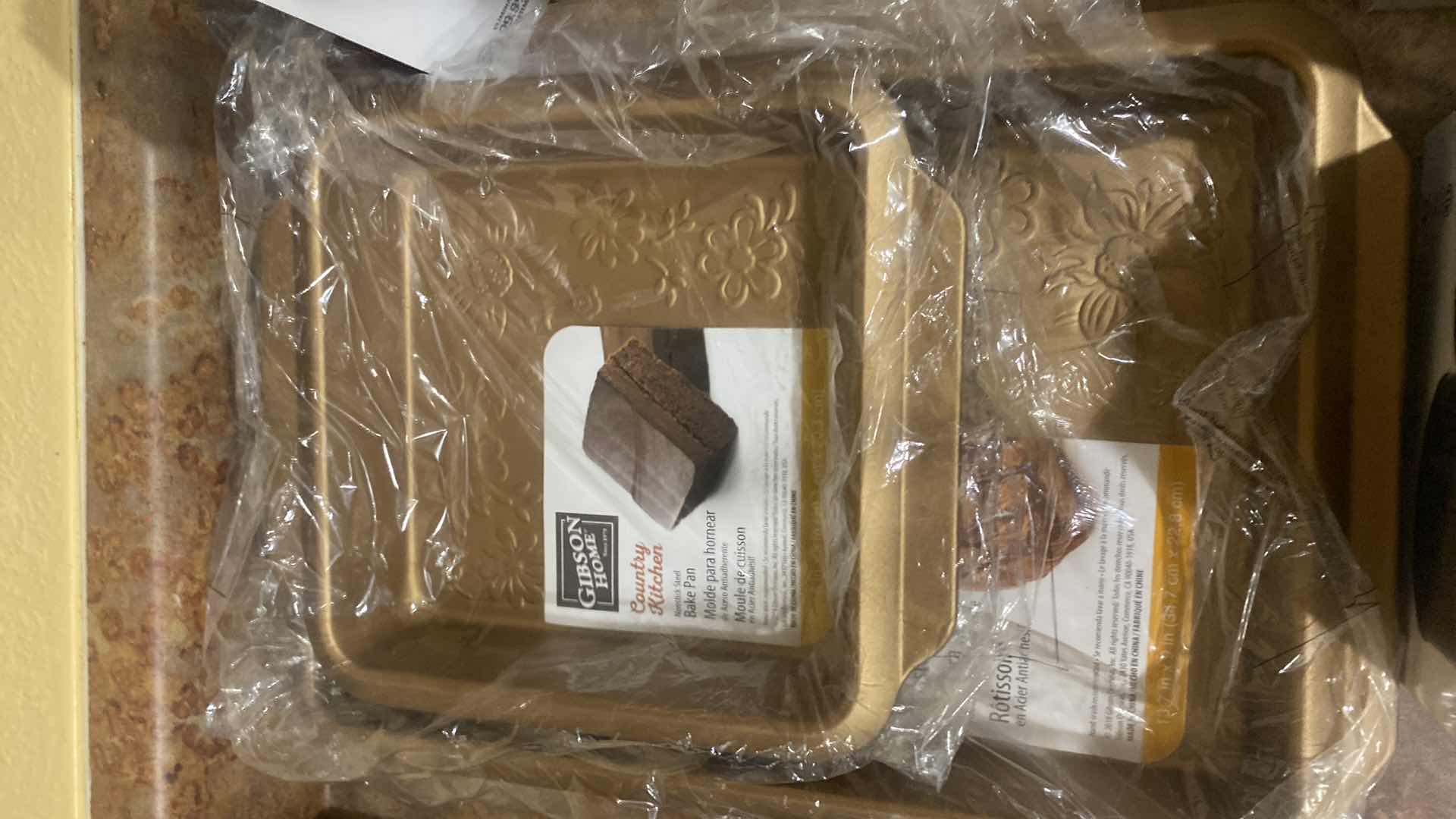 Photo 1 of 6 CASINO GIVE AWAYS - PANS, SANITIZERS, MINI CROCK & MEAL SET