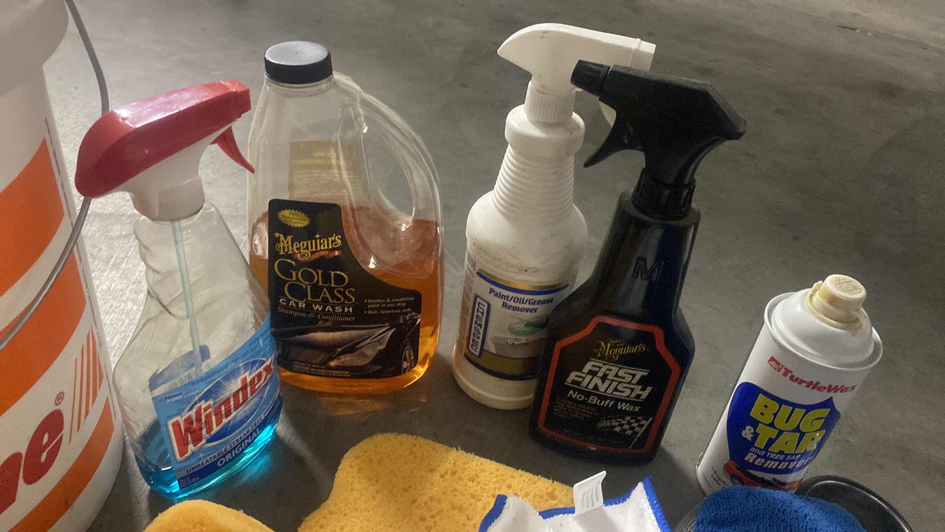 Photo 1 of CAR CLEANING SUPPLIES WITH BUCKET