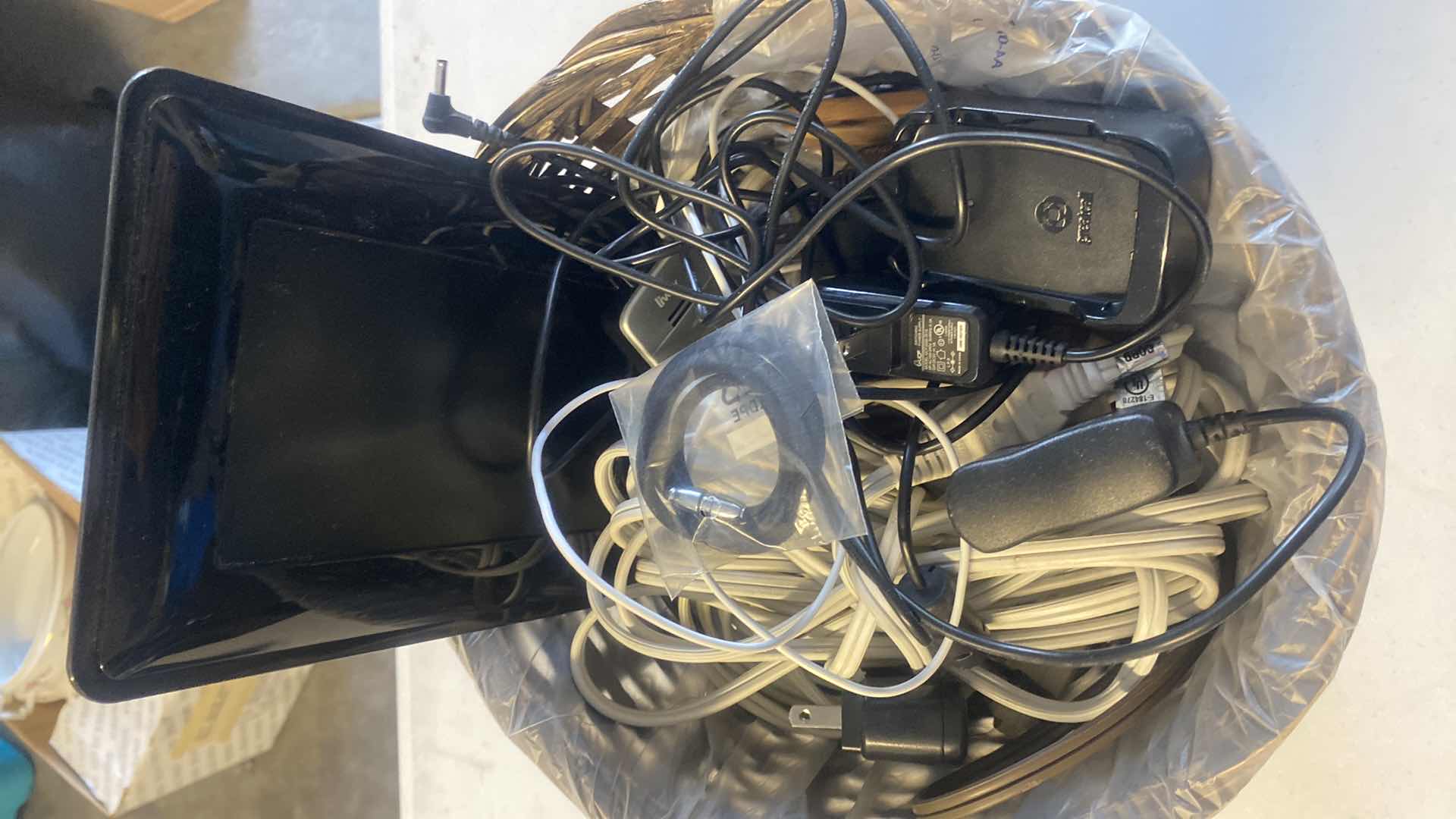 Photo 1 of BASKET WITH EXTENSION CORDS