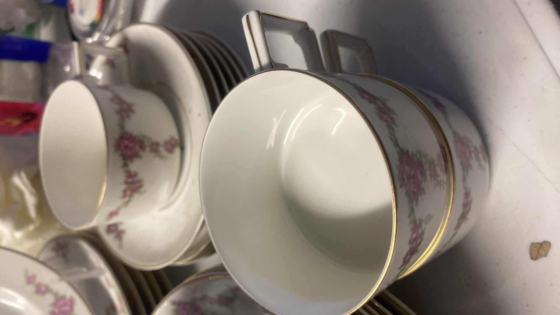 Photo 1 of 41 PIECES OF H & C HEINRICH & CO SELEB BAVARIA CHINA